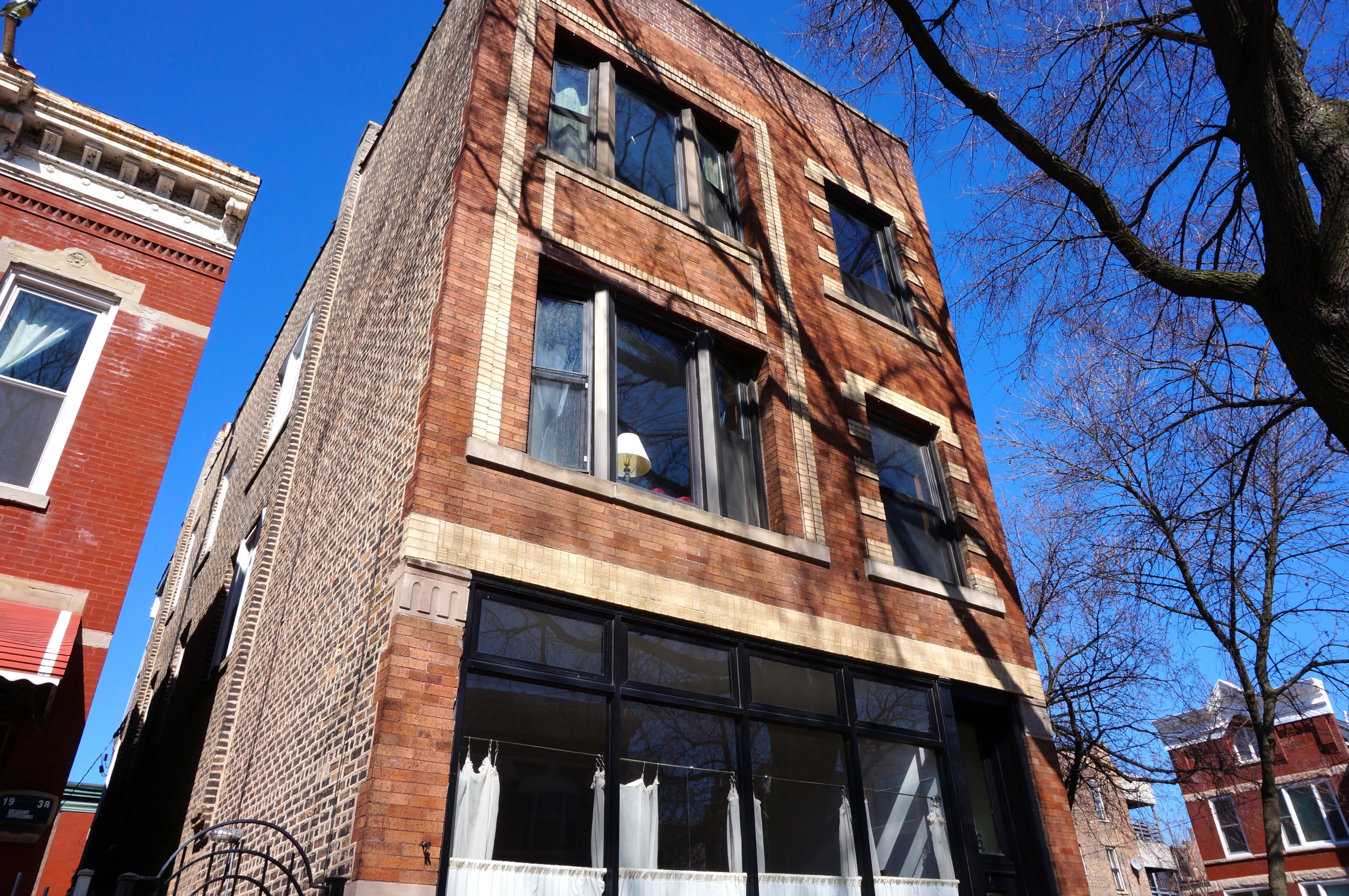 1936 West Thomas Apartments