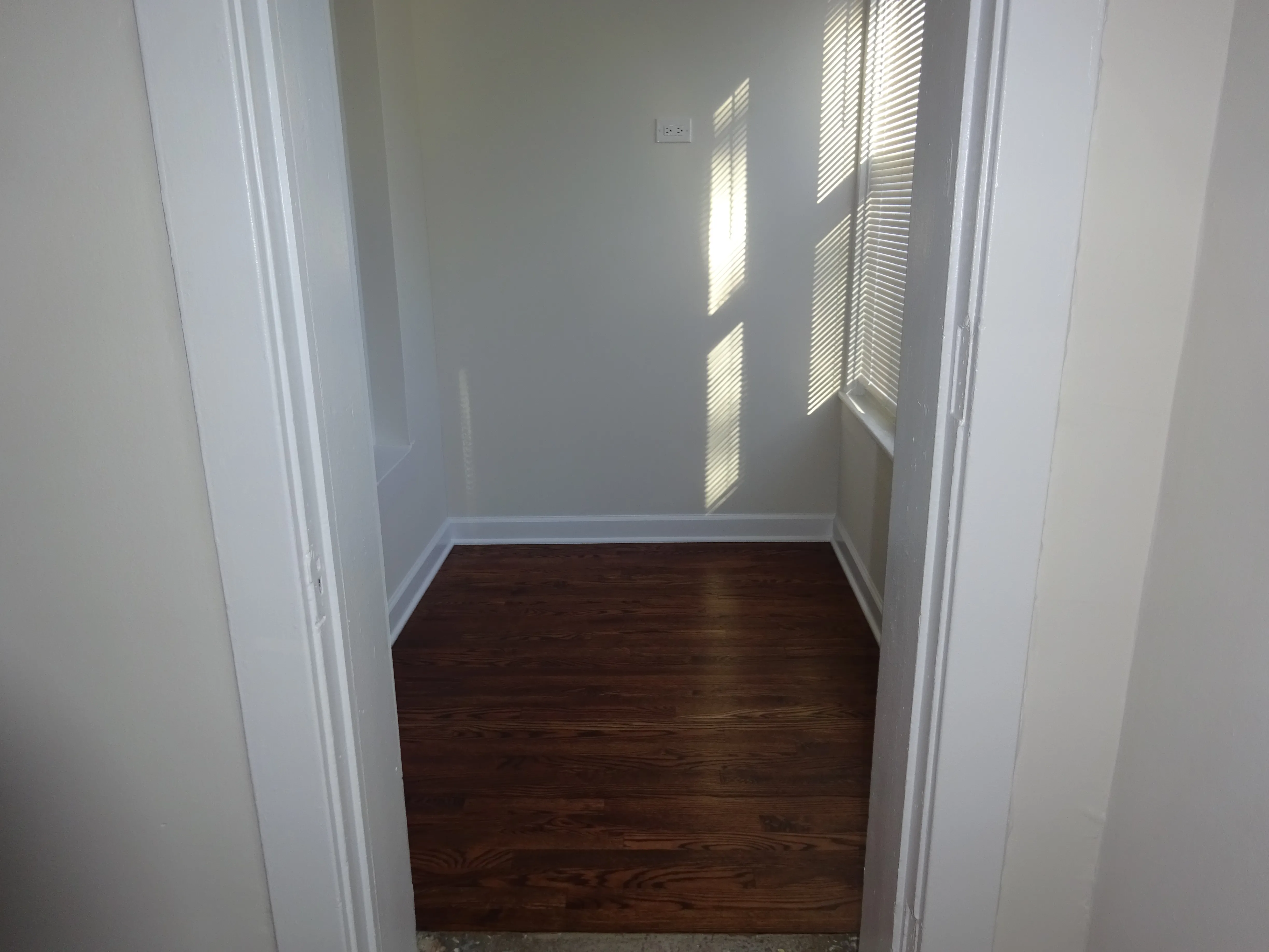 3116 W GRACE ST 60618-unit#01-Chicago-IL