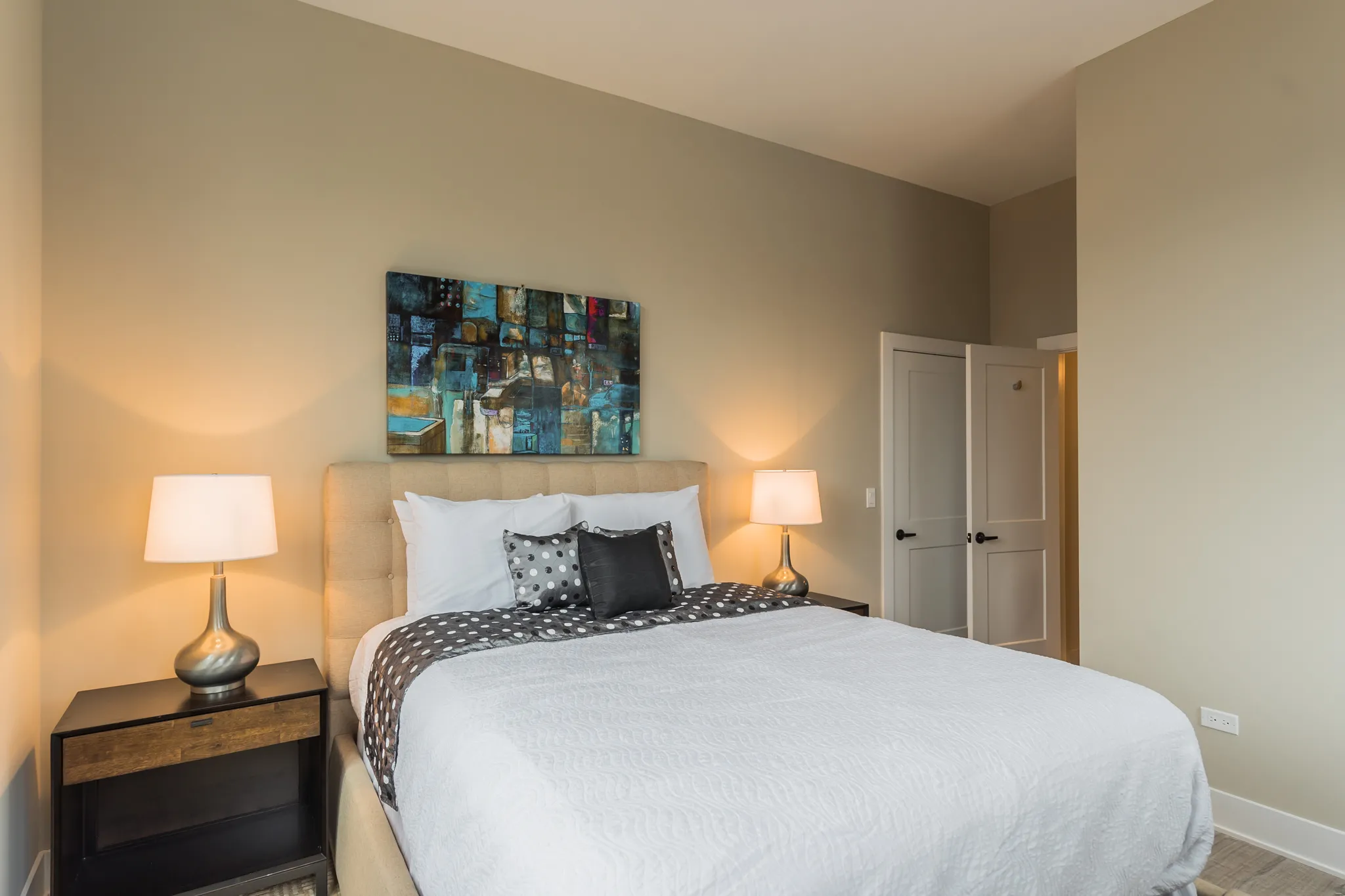 model living room at 933 West Belle Plaine in Uptown Chicago