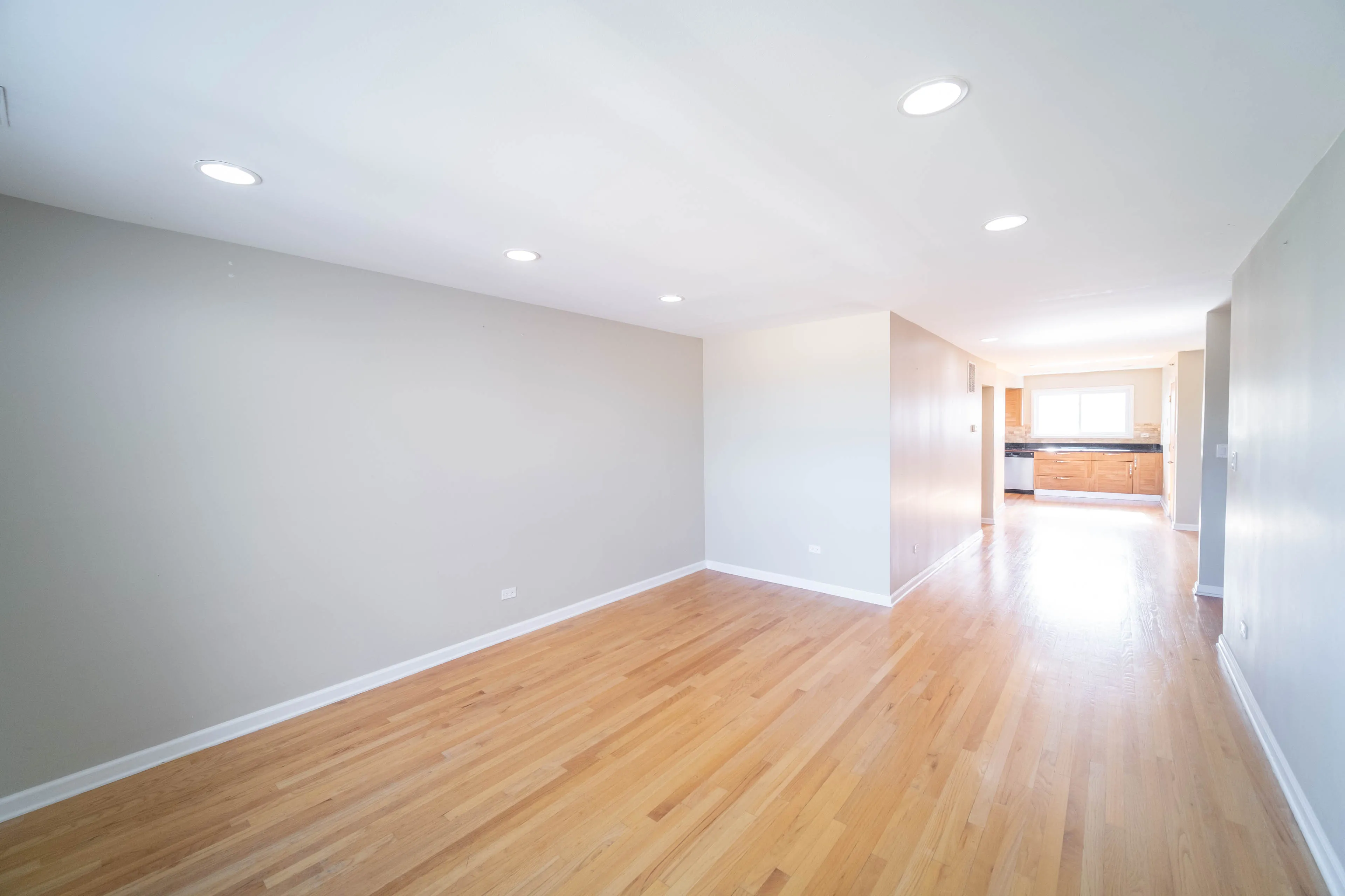 8350  KIMBALL AVE 60076-8350 Kimball Ave-Skokie-IL