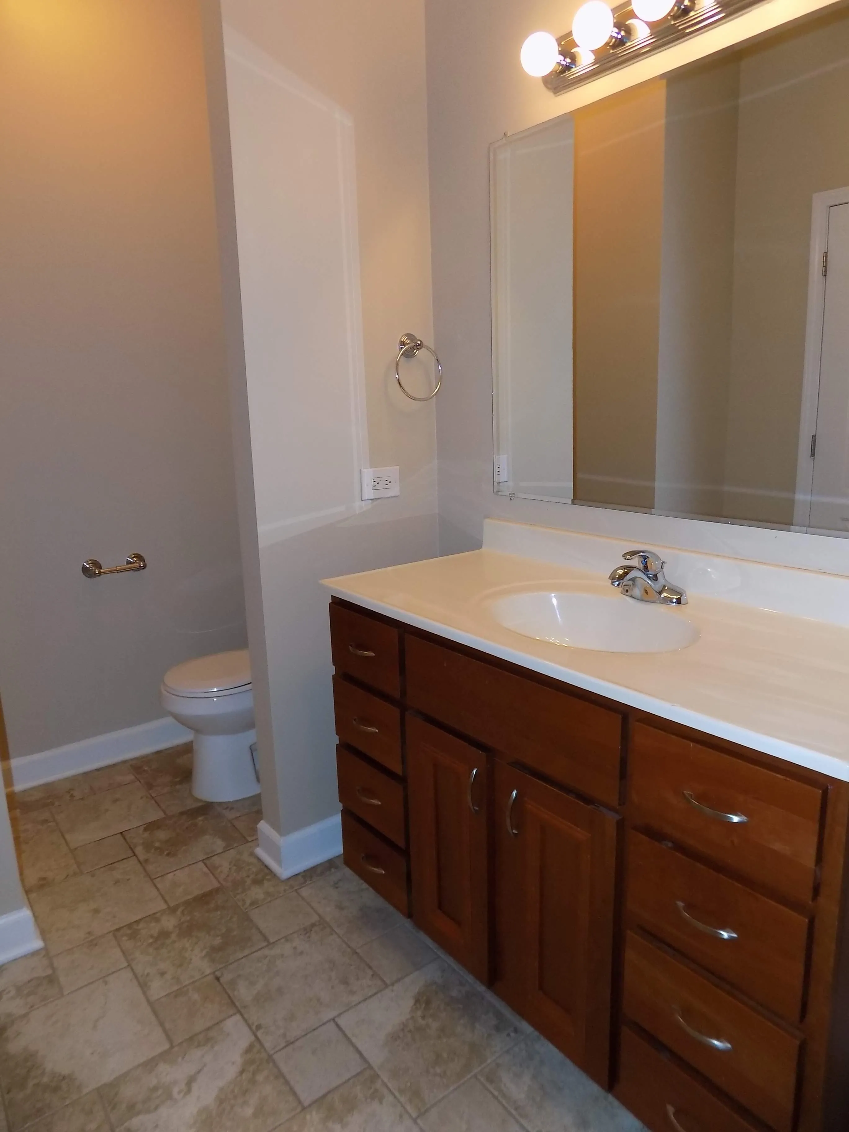 1819 Belmont Apartments