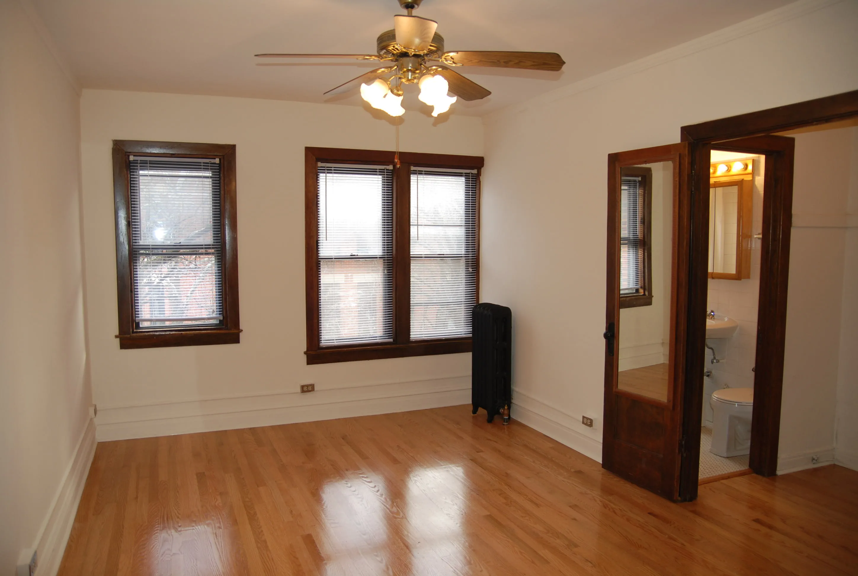 2256 North Cleveland Apartments