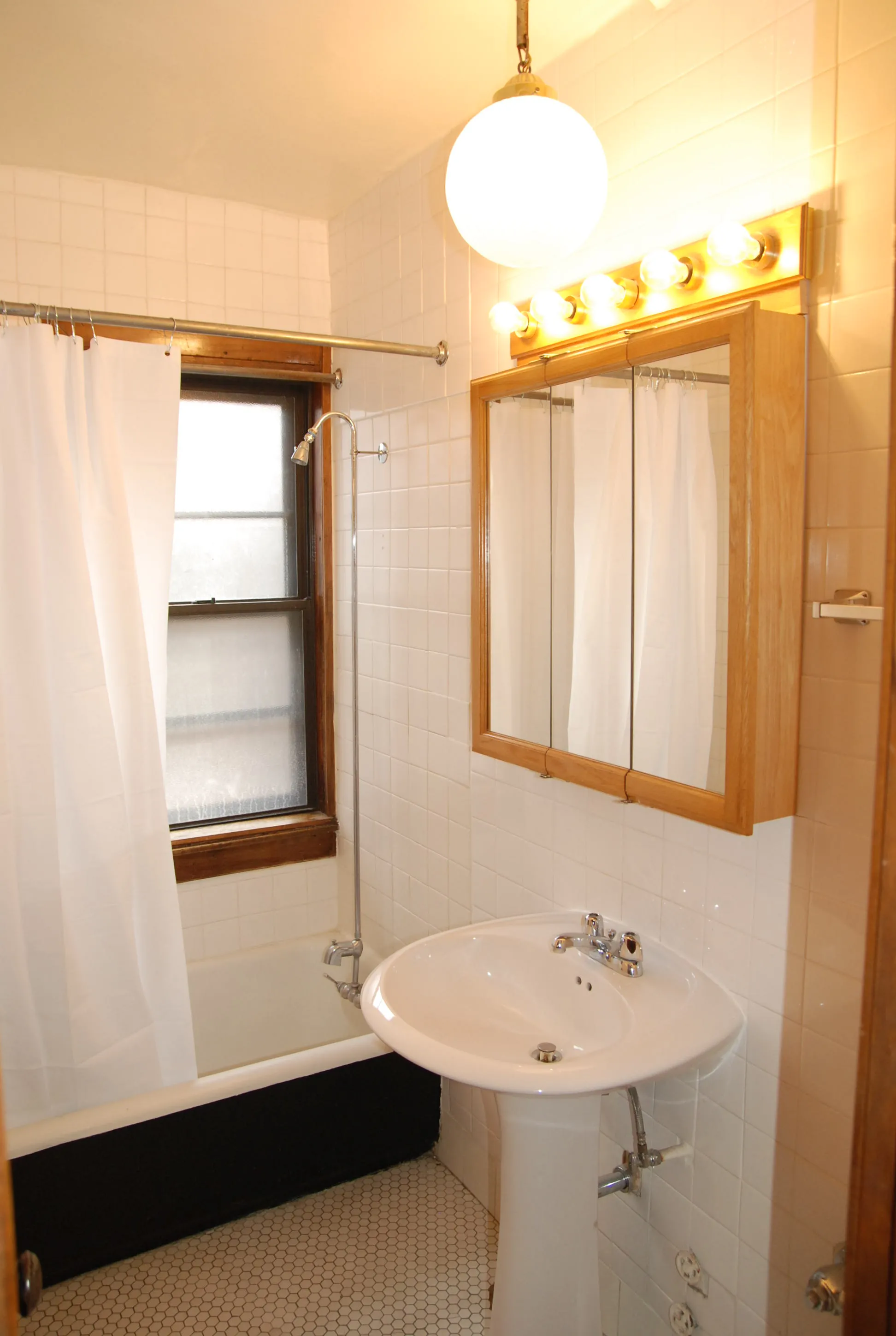 2256 North Cleveland Apartments