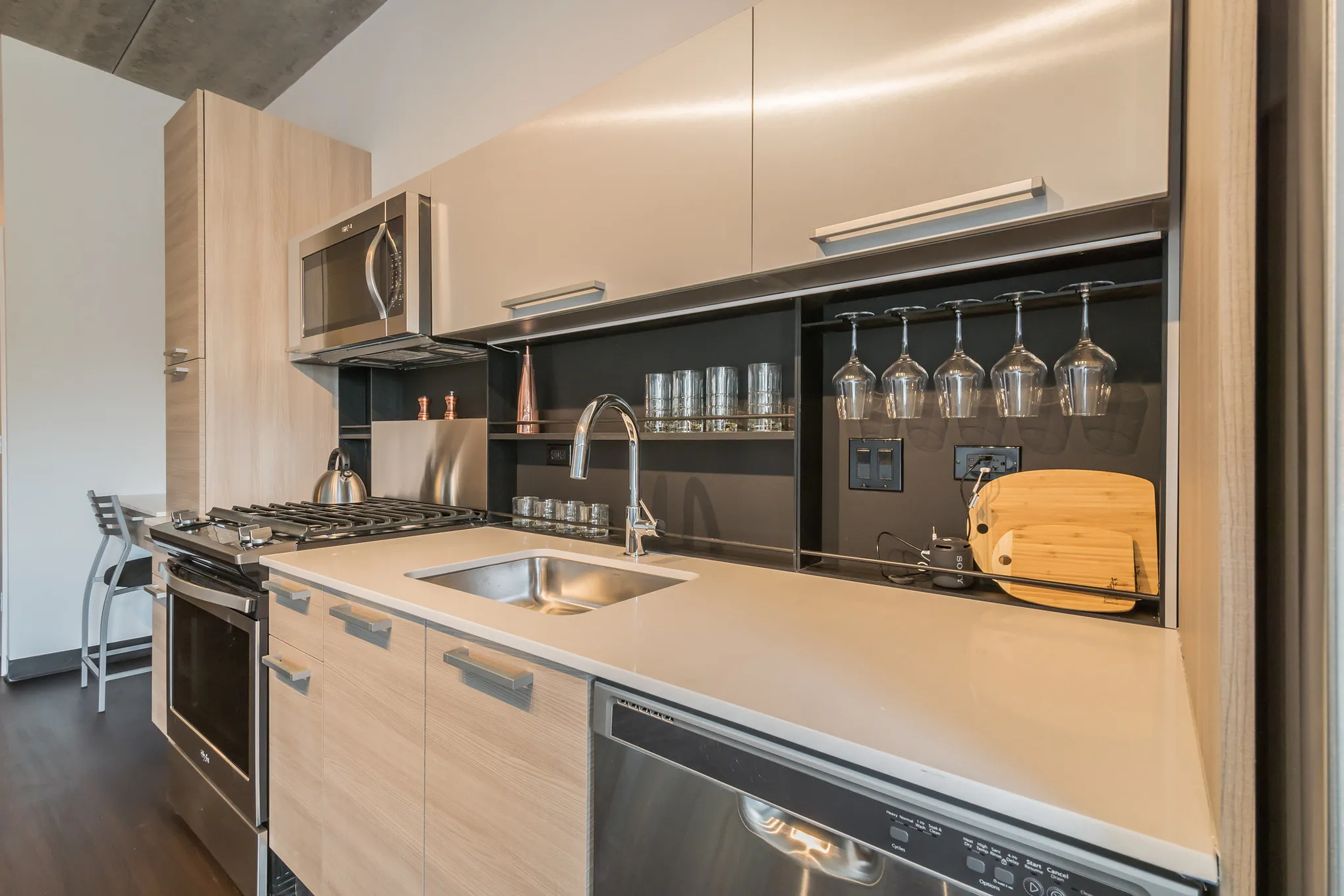 kitchen model at Seven 10 West Apartments in River West Chicago