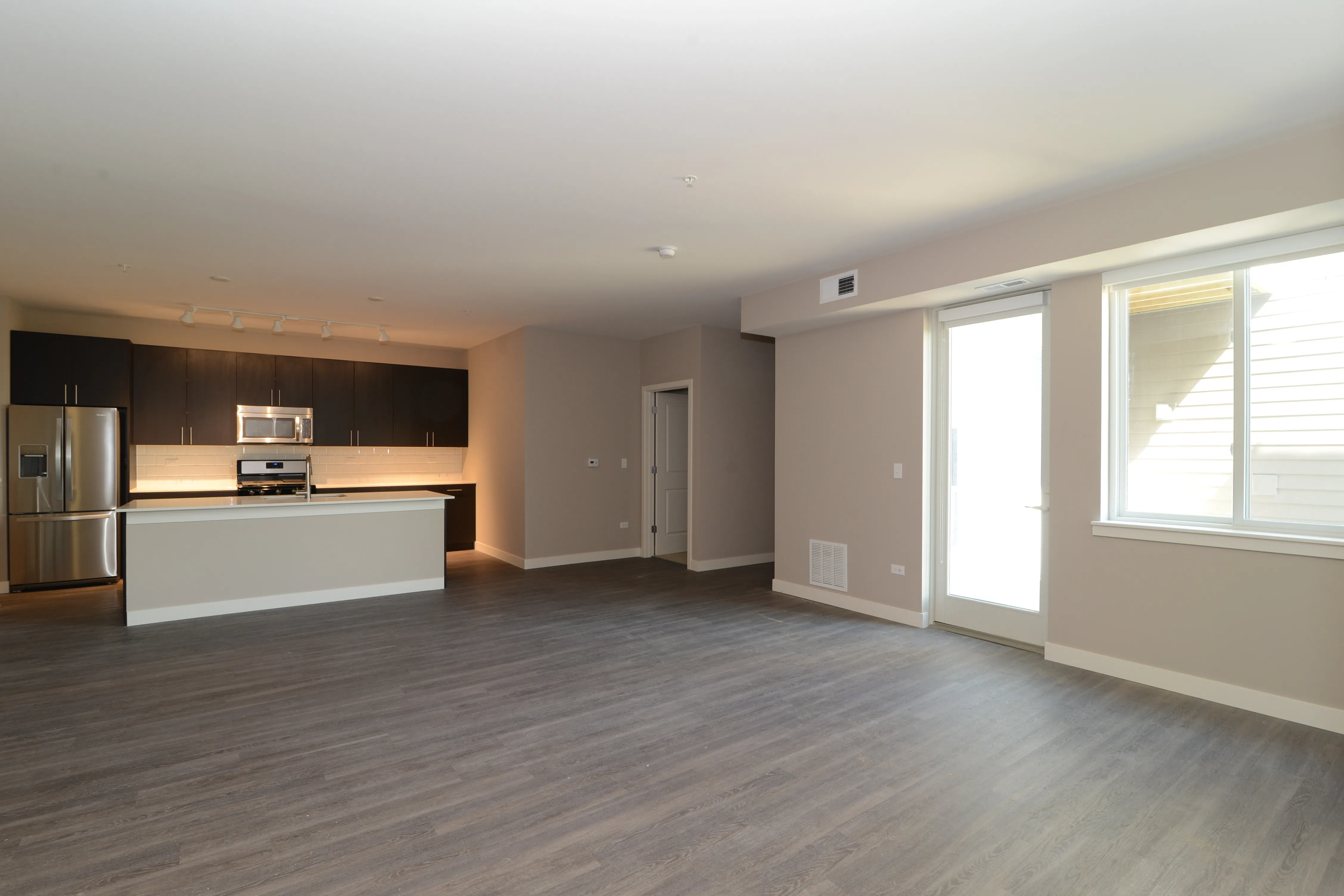 outdoor pools at Woodview Deerfield Apartments