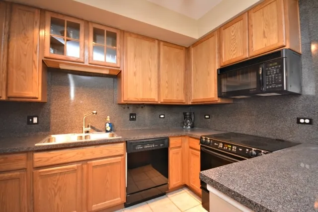 Erie Centre Apartments