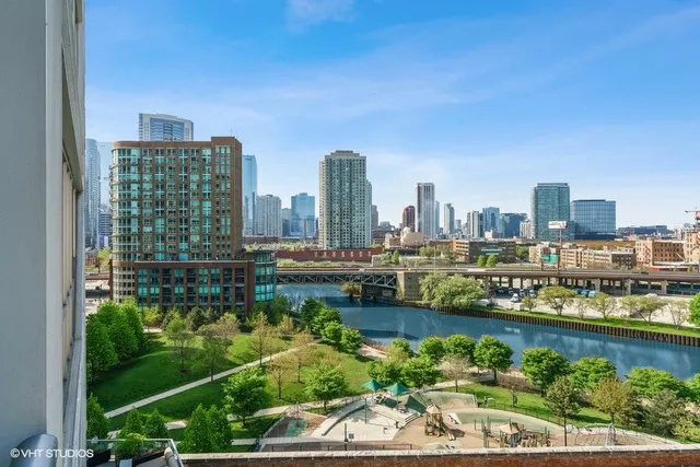 Erie on the Park Apartments