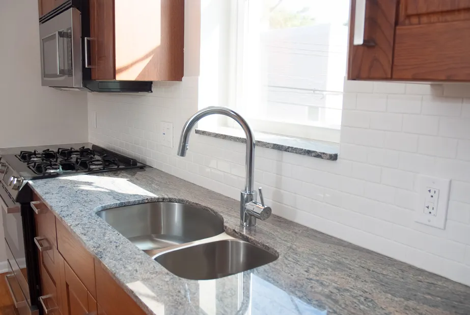 2017 W CULLOM AVE 60618-2017 W. Cullom-unit#02-Chicago-IL