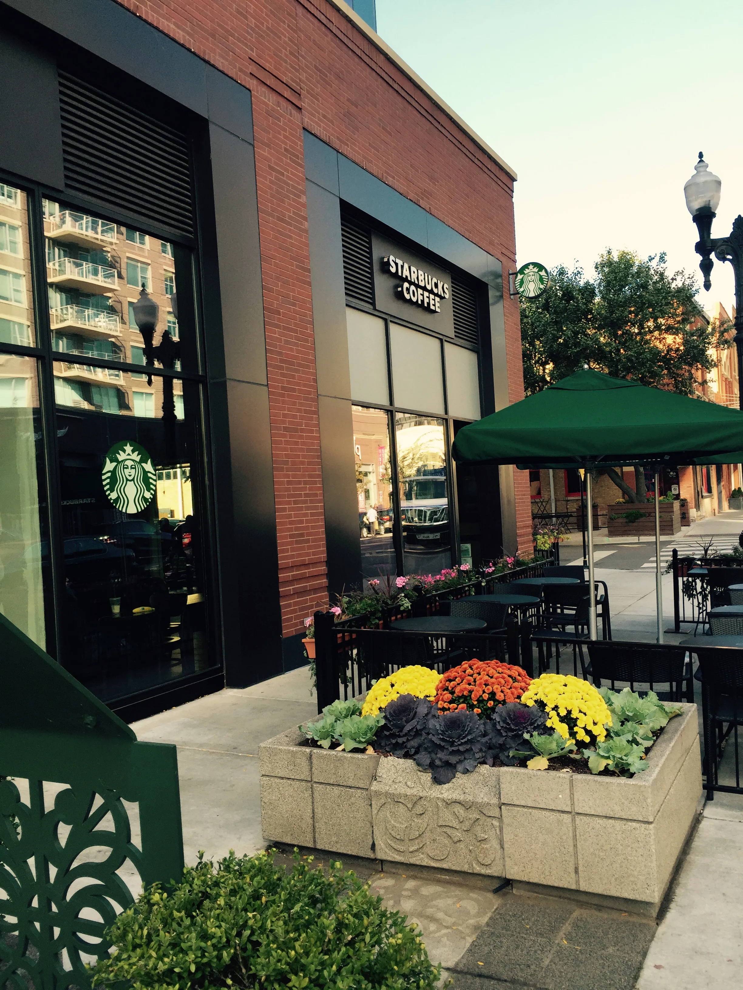 303 W SCOTT ST 60610-Old Town Square Two-unit#A303-Chicago-IL