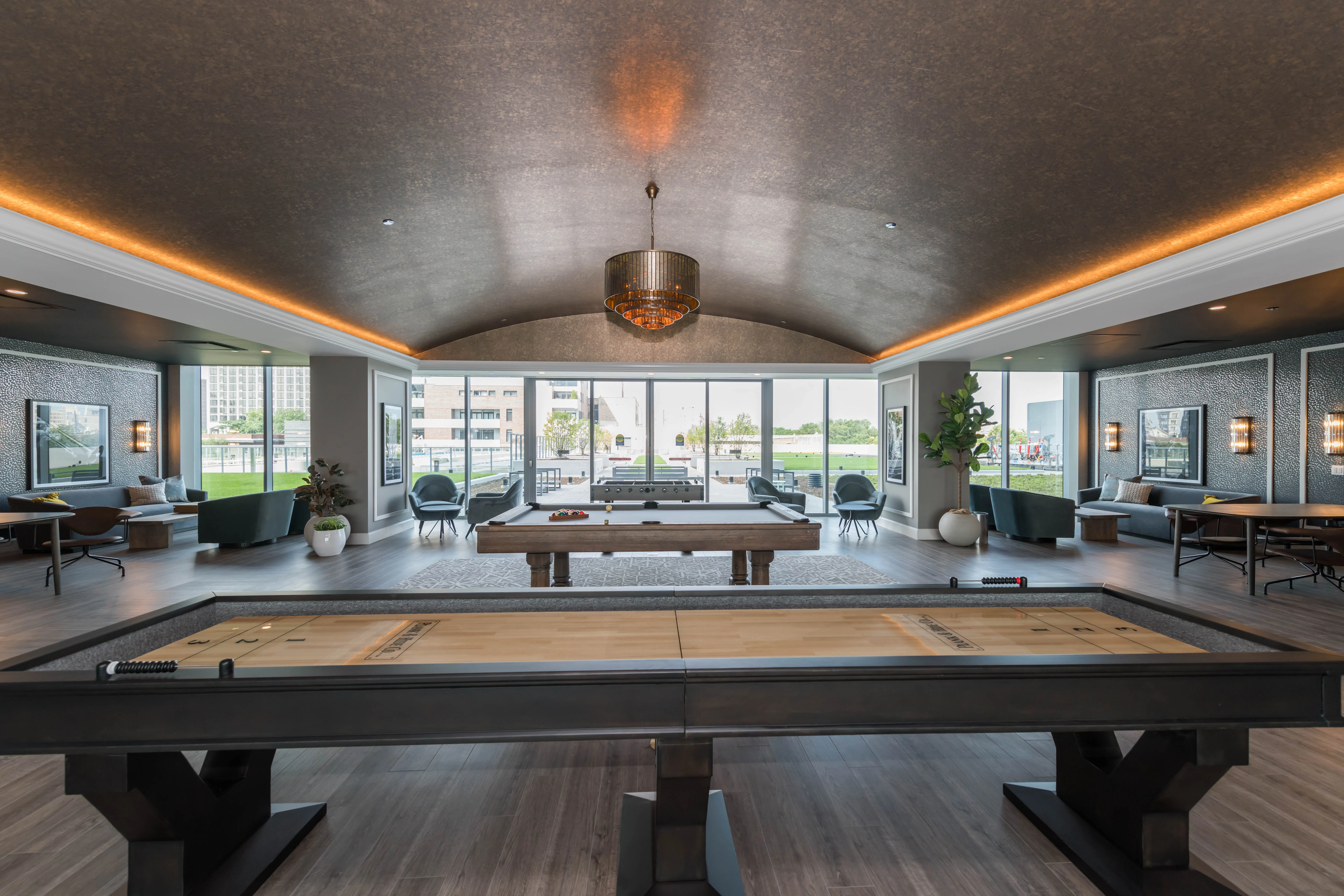 Eight Eleven Uptown Apartments