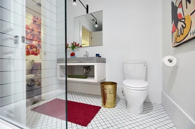 front of building at 2228 North Halsted Apartments