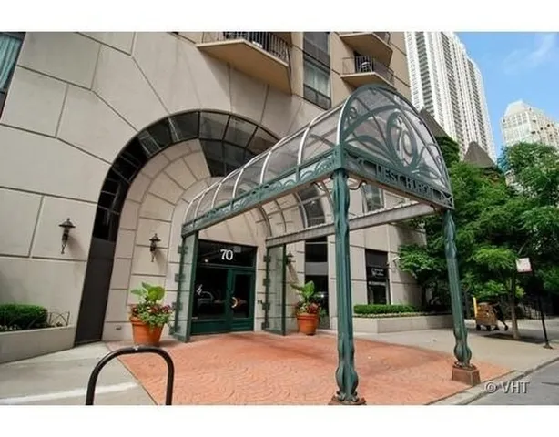 Hermitage on Huron Apartments