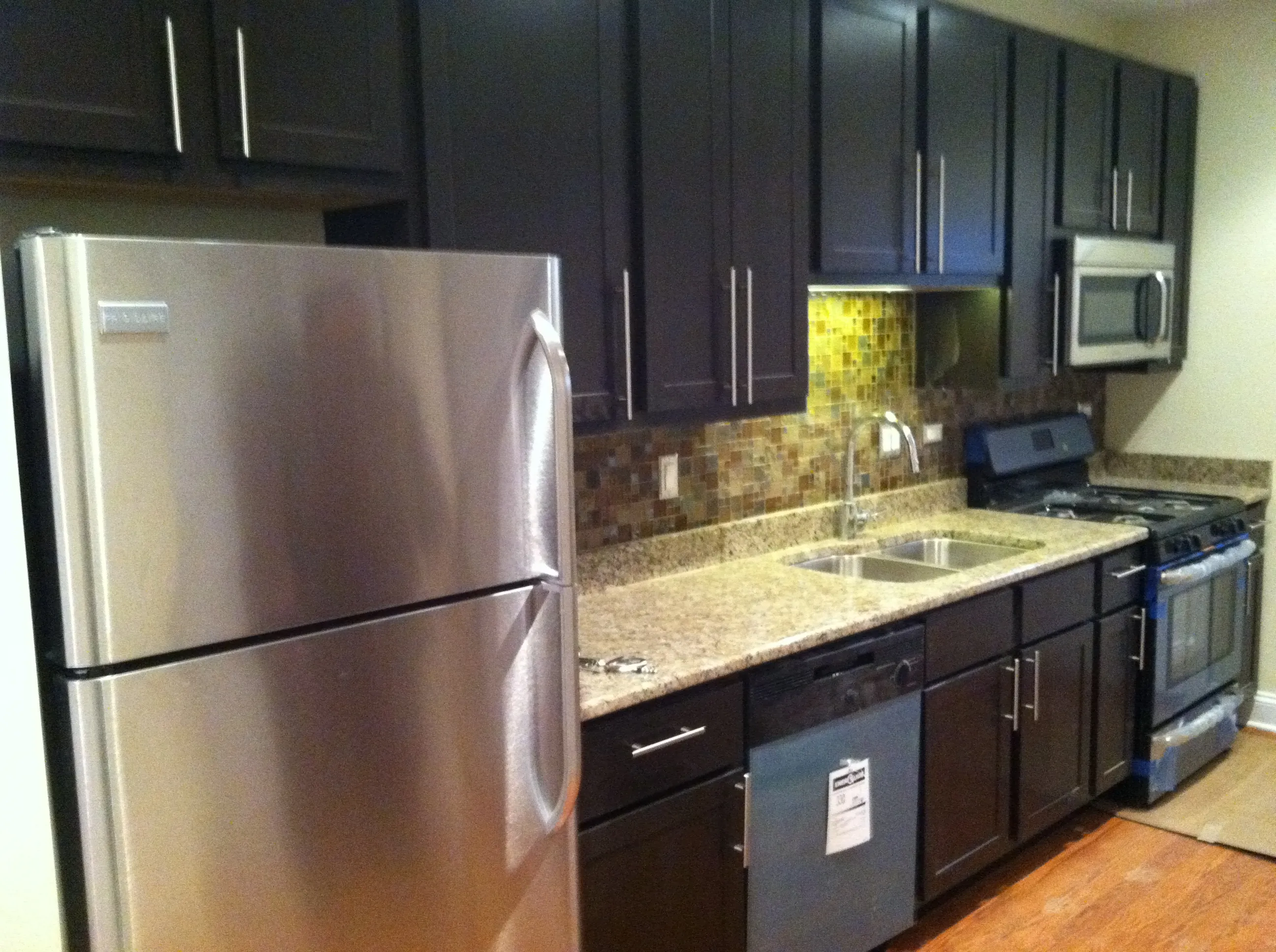 5854 North Maplewood Apartments