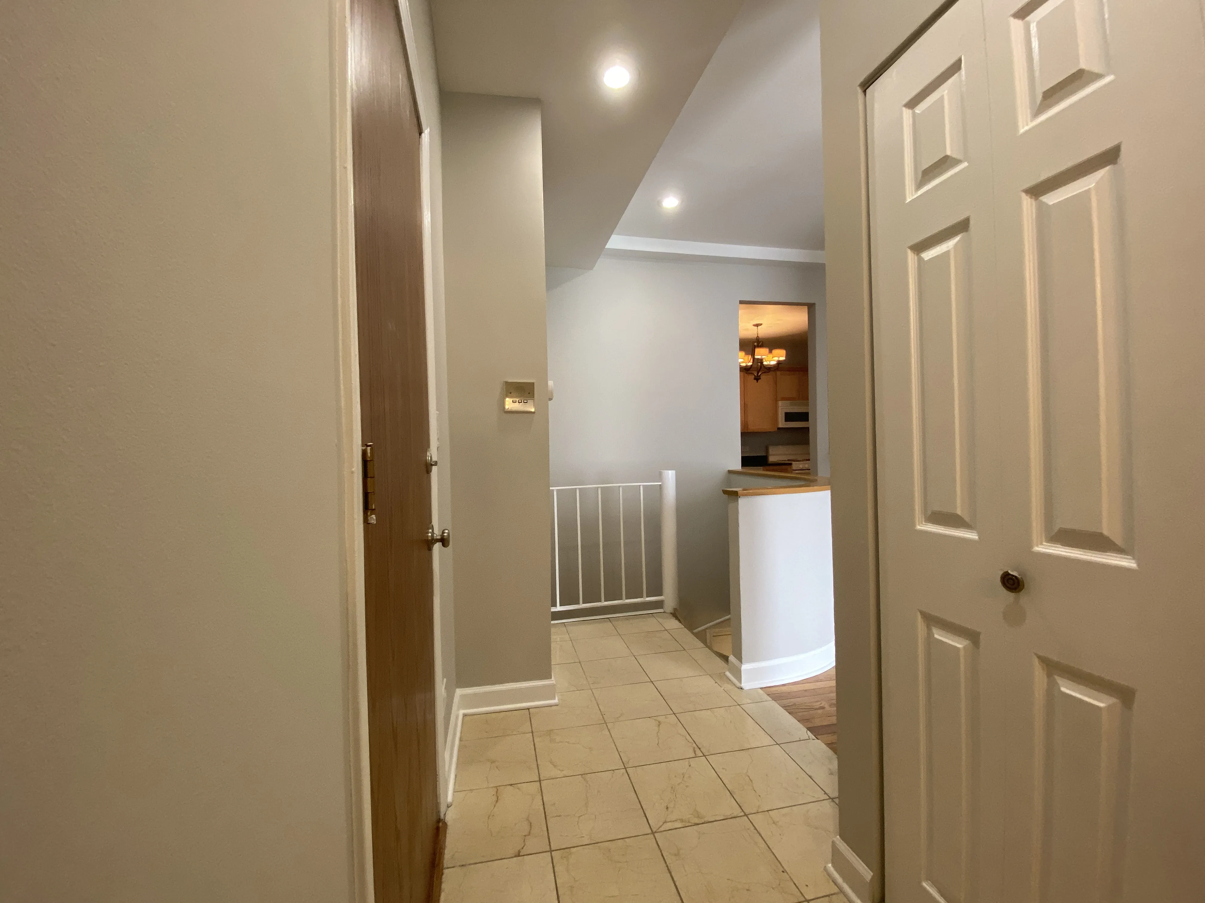 2215 N Clifton Apartments