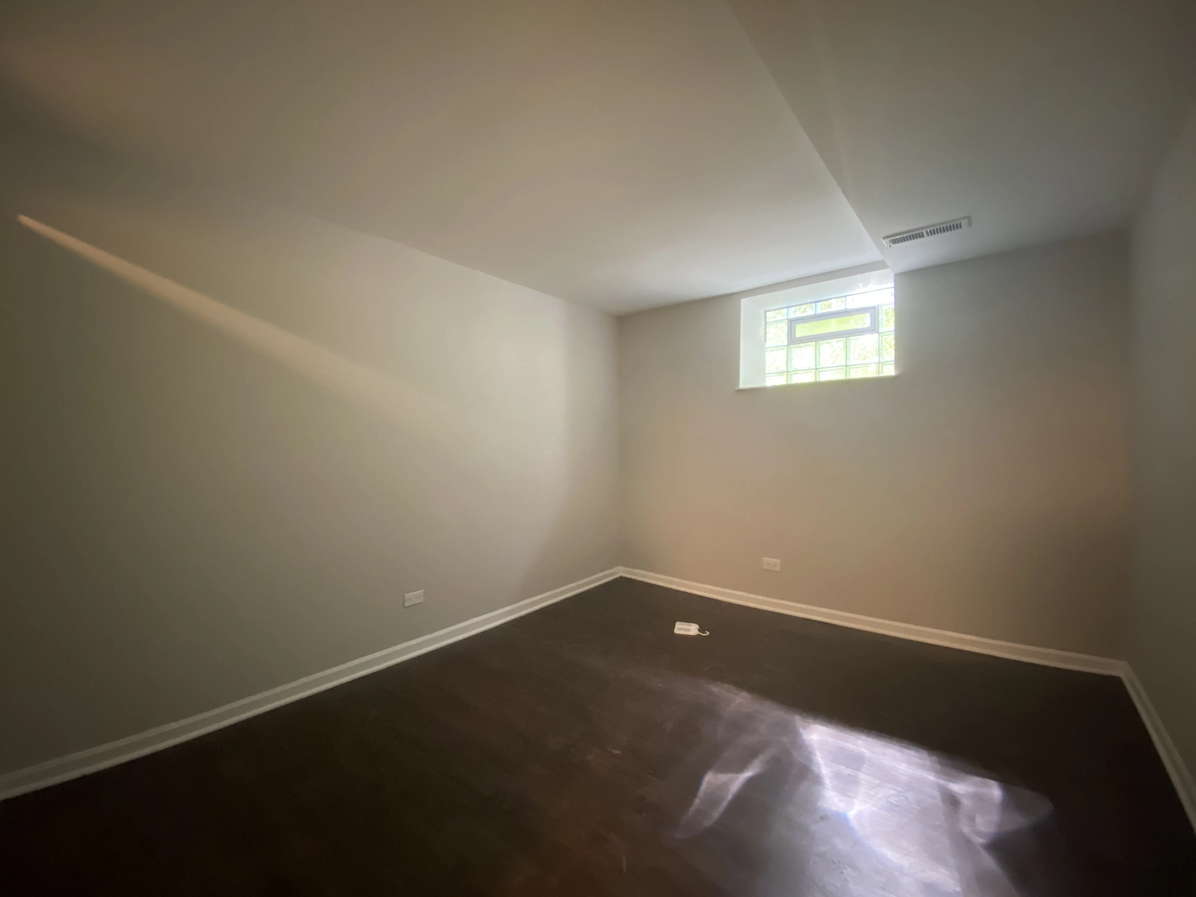 2215 N Clifton Apartments