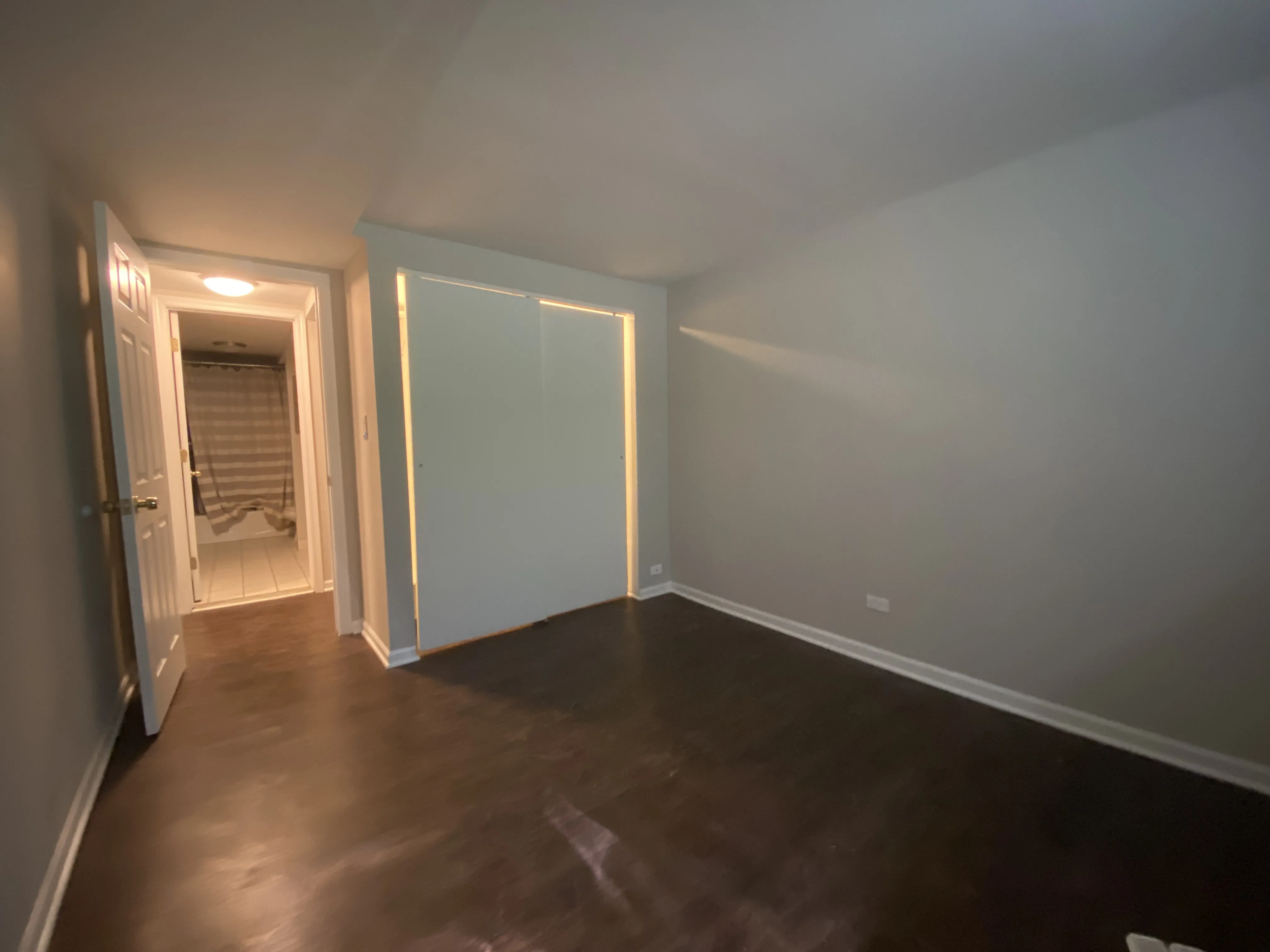 2215 N Clifton Apartments