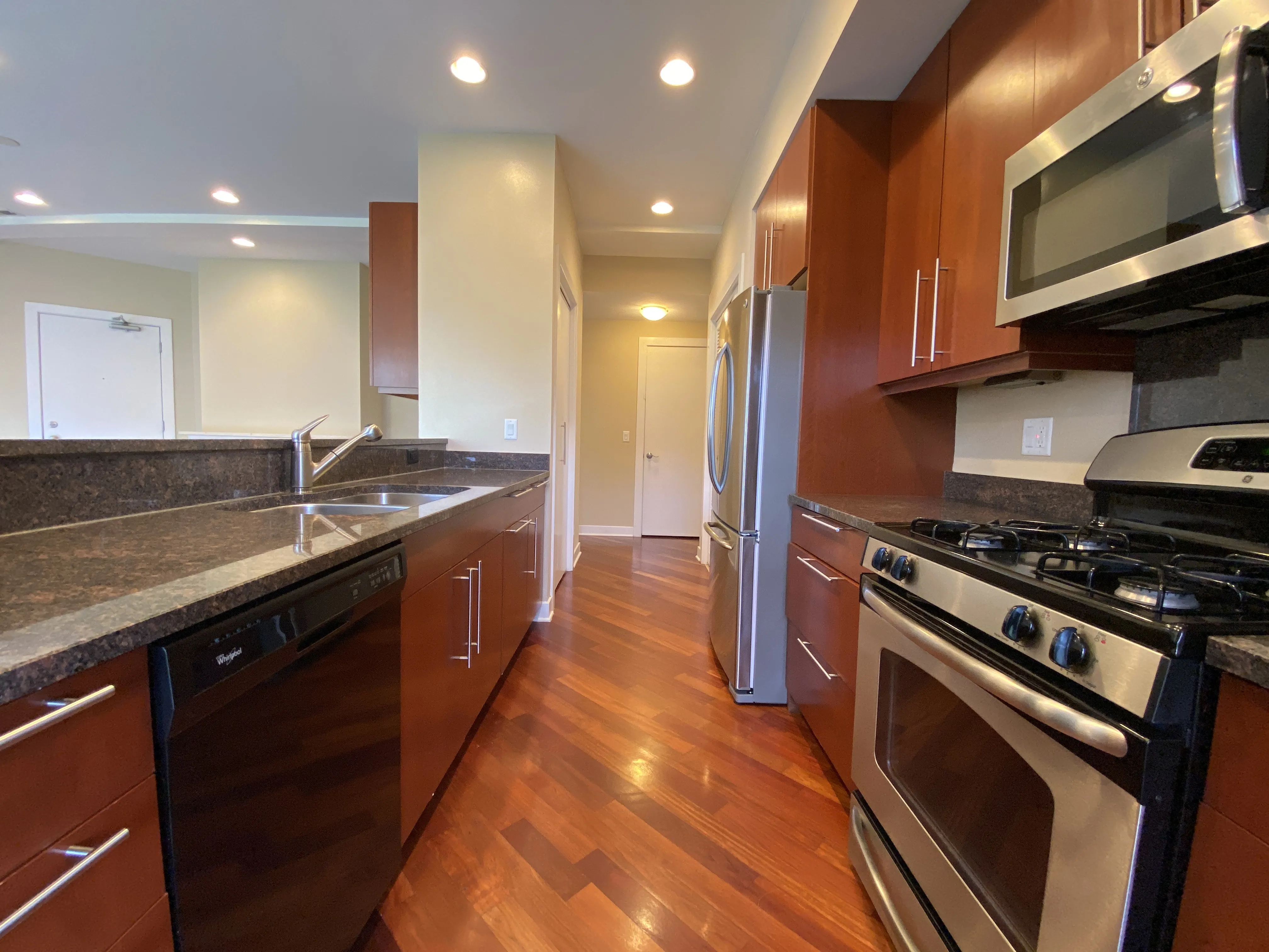 Kitchen2357 West School Apartments