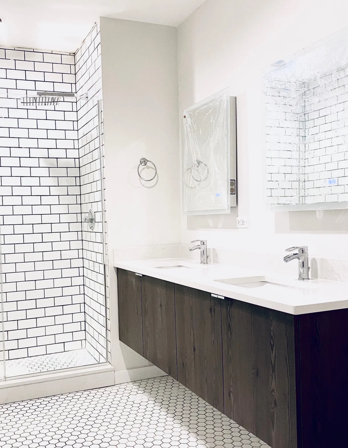 2150 W LAWRENCE AVE 60625-2150 W Lawrence-Chicago-IL