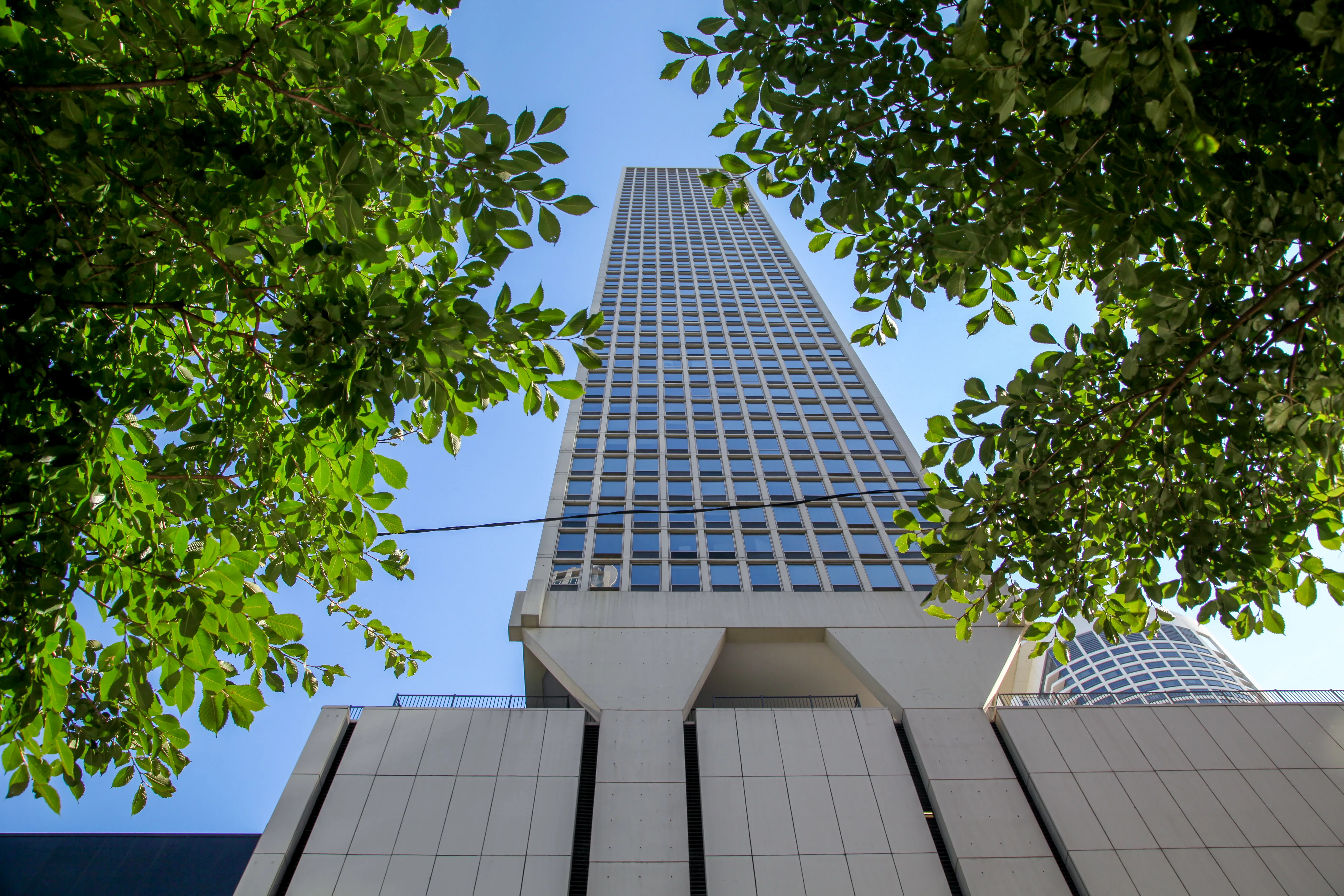  Elysees Apartments