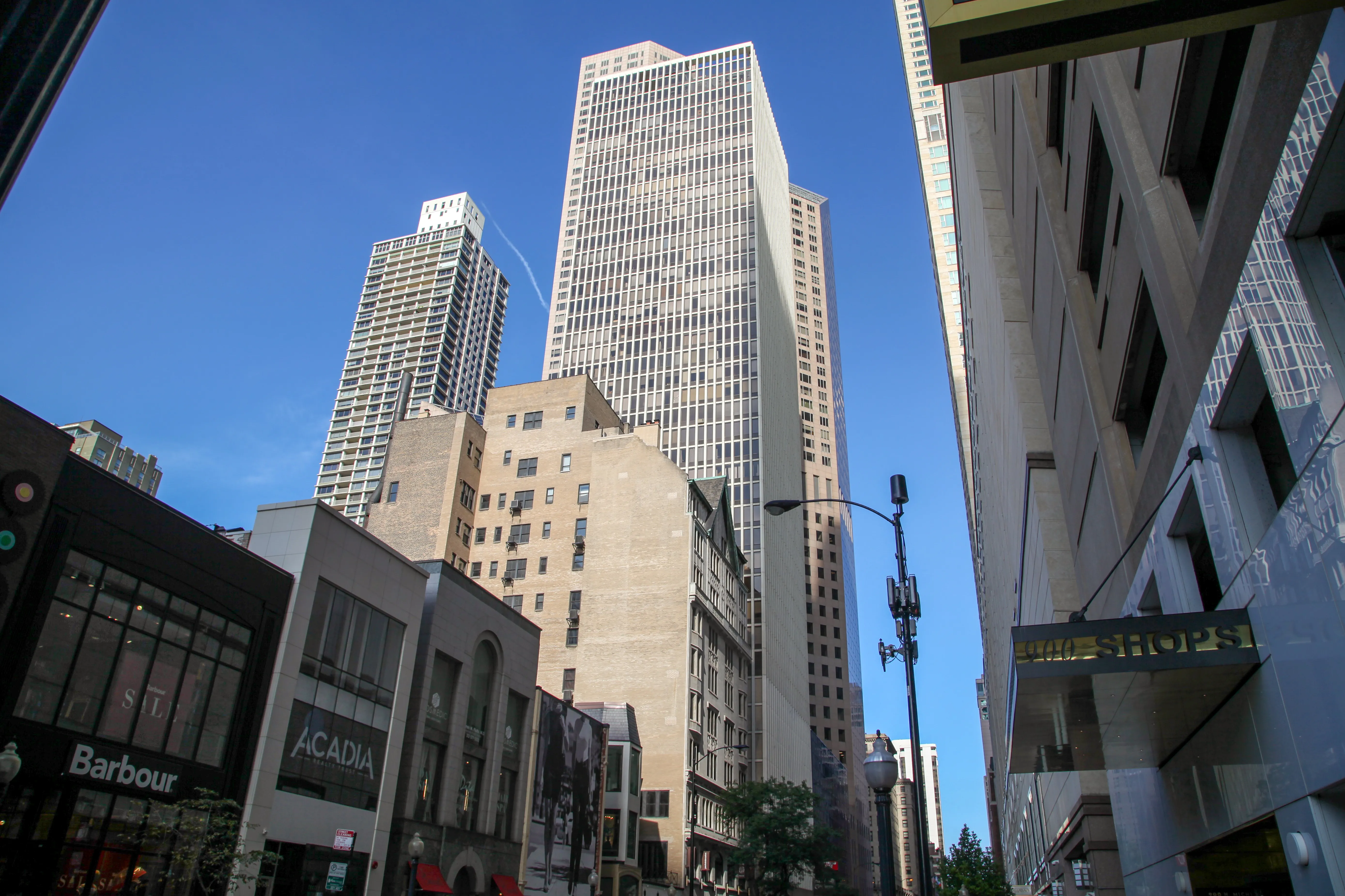 Walton Colonnade Apartments