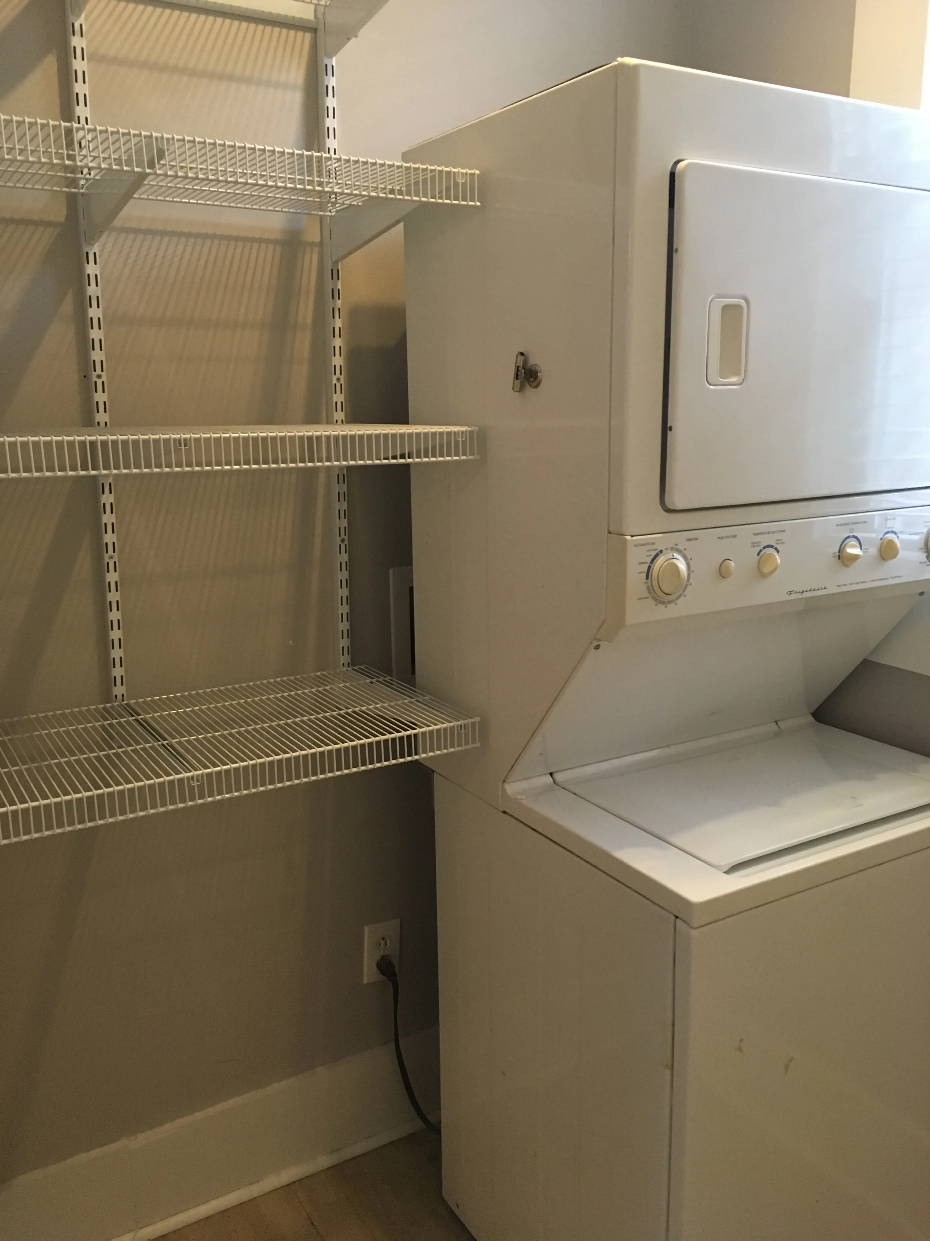 1925 W LARCHMONT AVE 60613-1925 W. Larchmont-unit#03-Chicago-IL