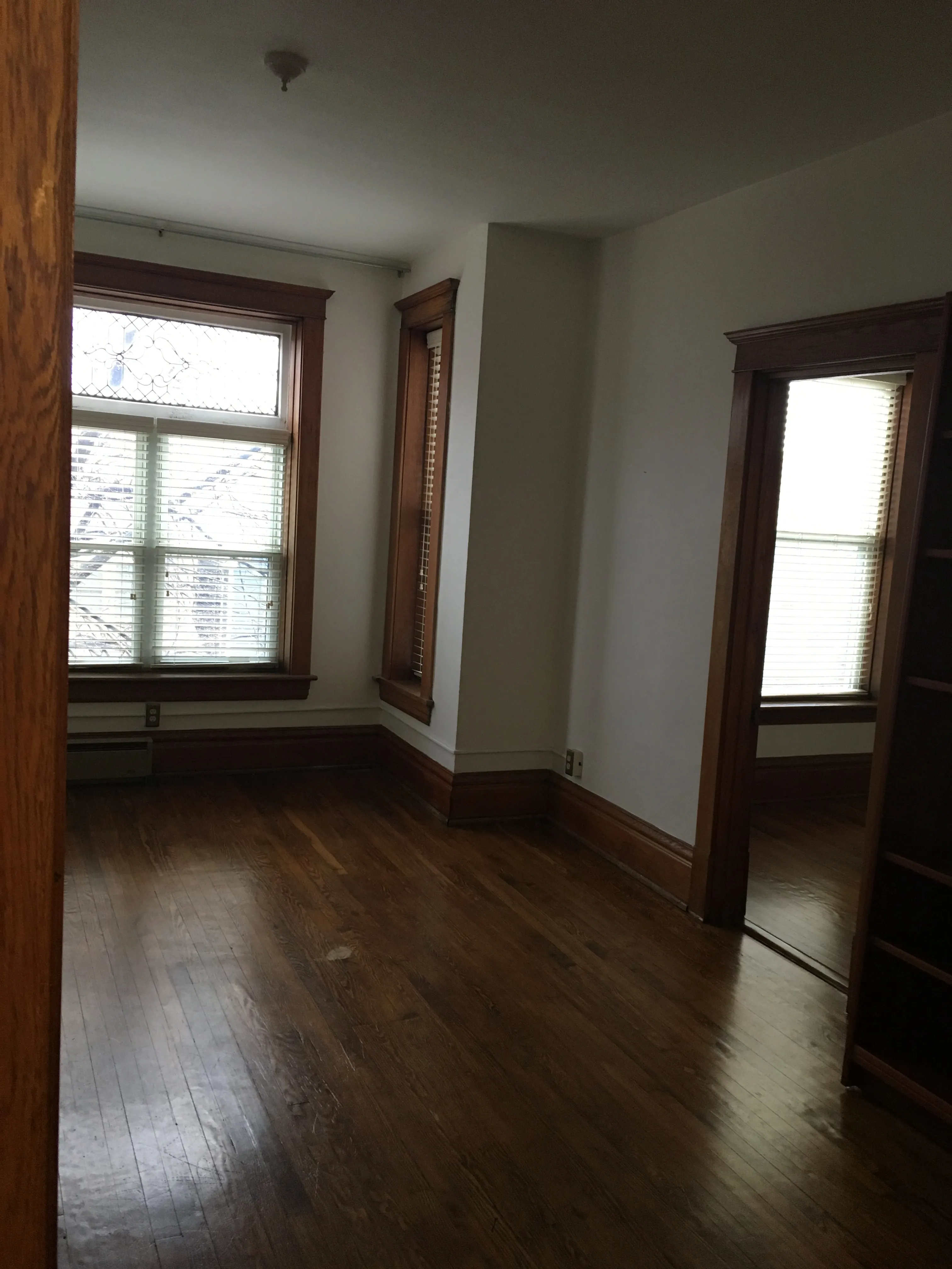 1925 W LARCHMONT AVE 60613-1925 W. Larchmont-unit#03-Chicago-IL