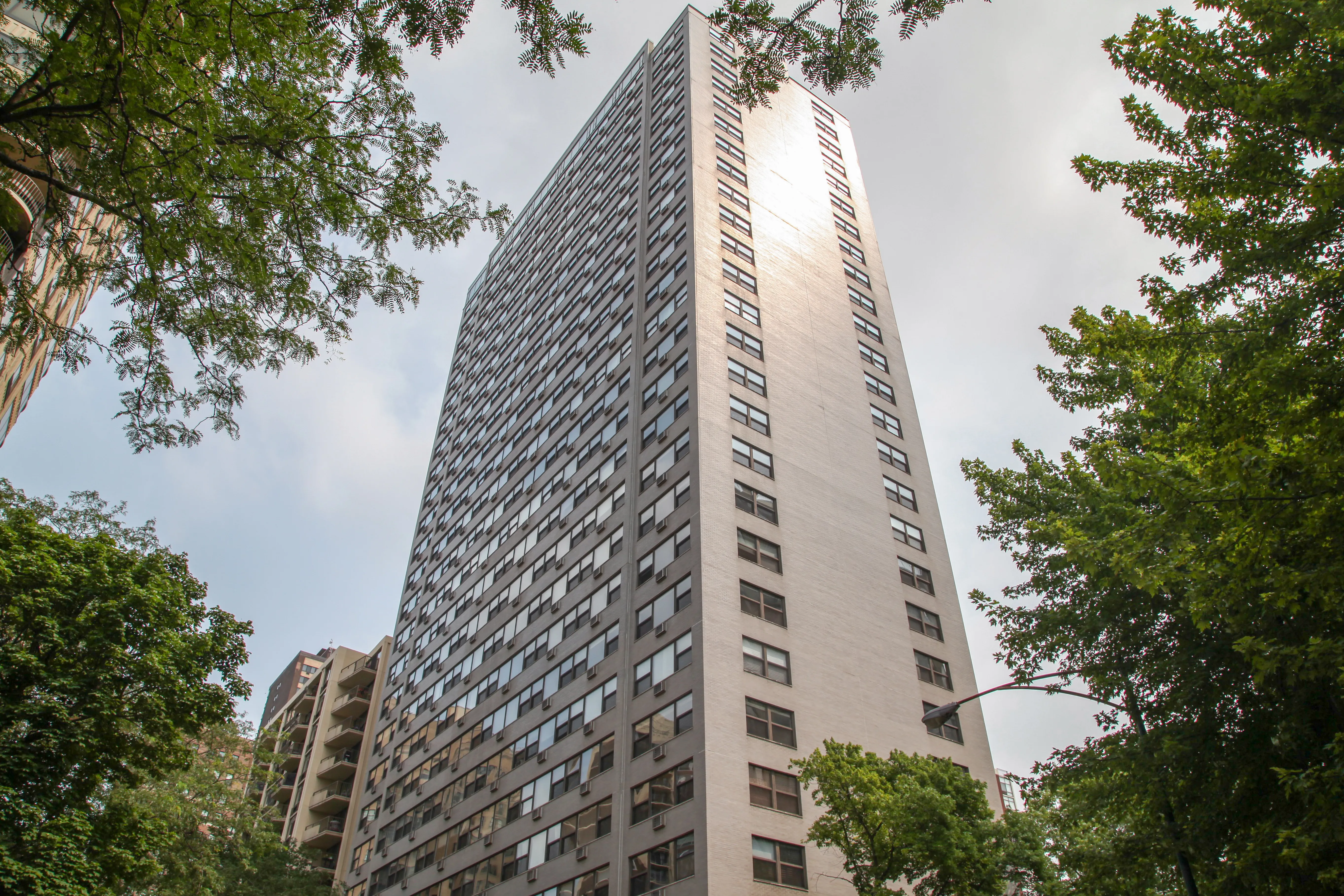 State Parkway Apartments