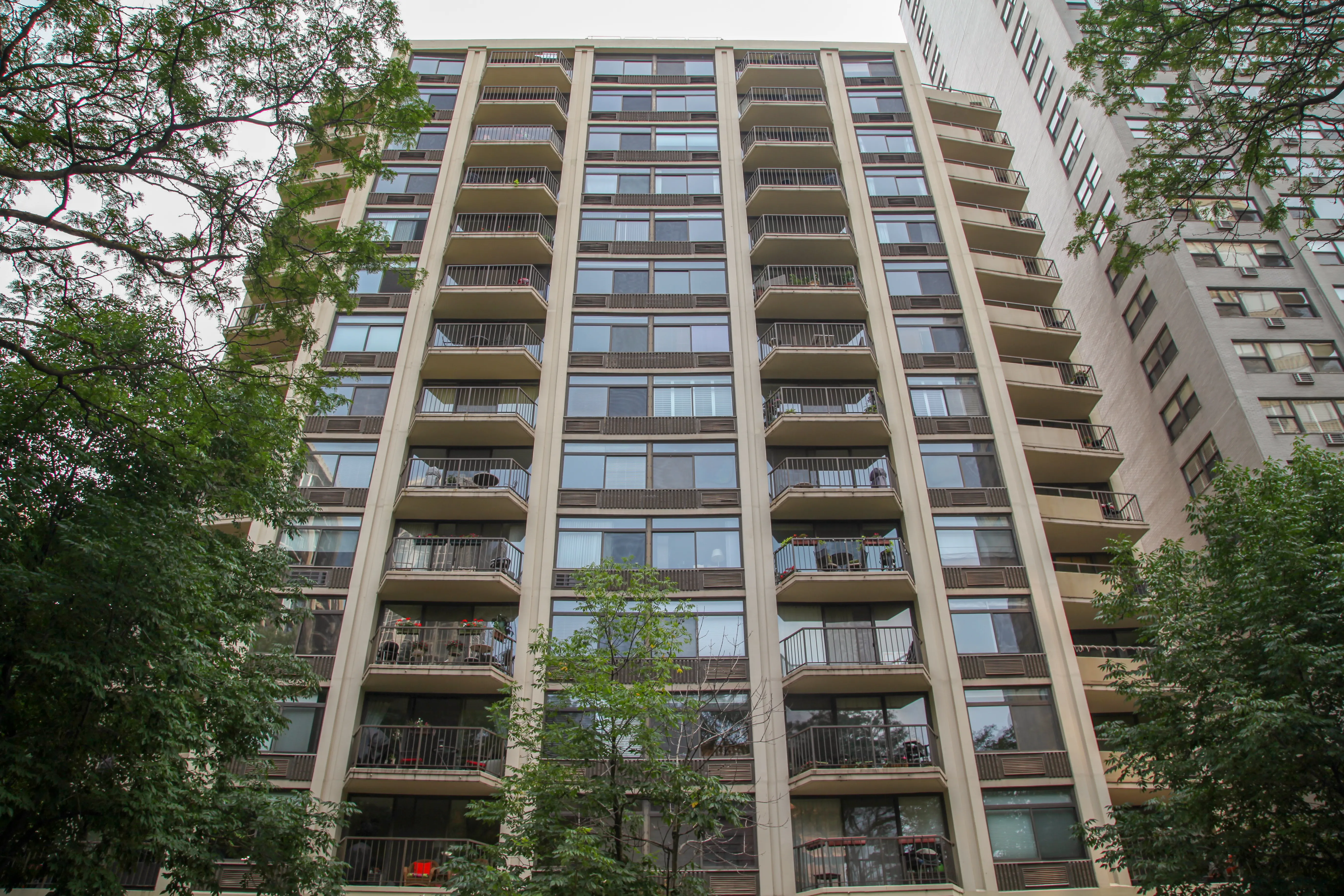 Astor Terrace Apartments