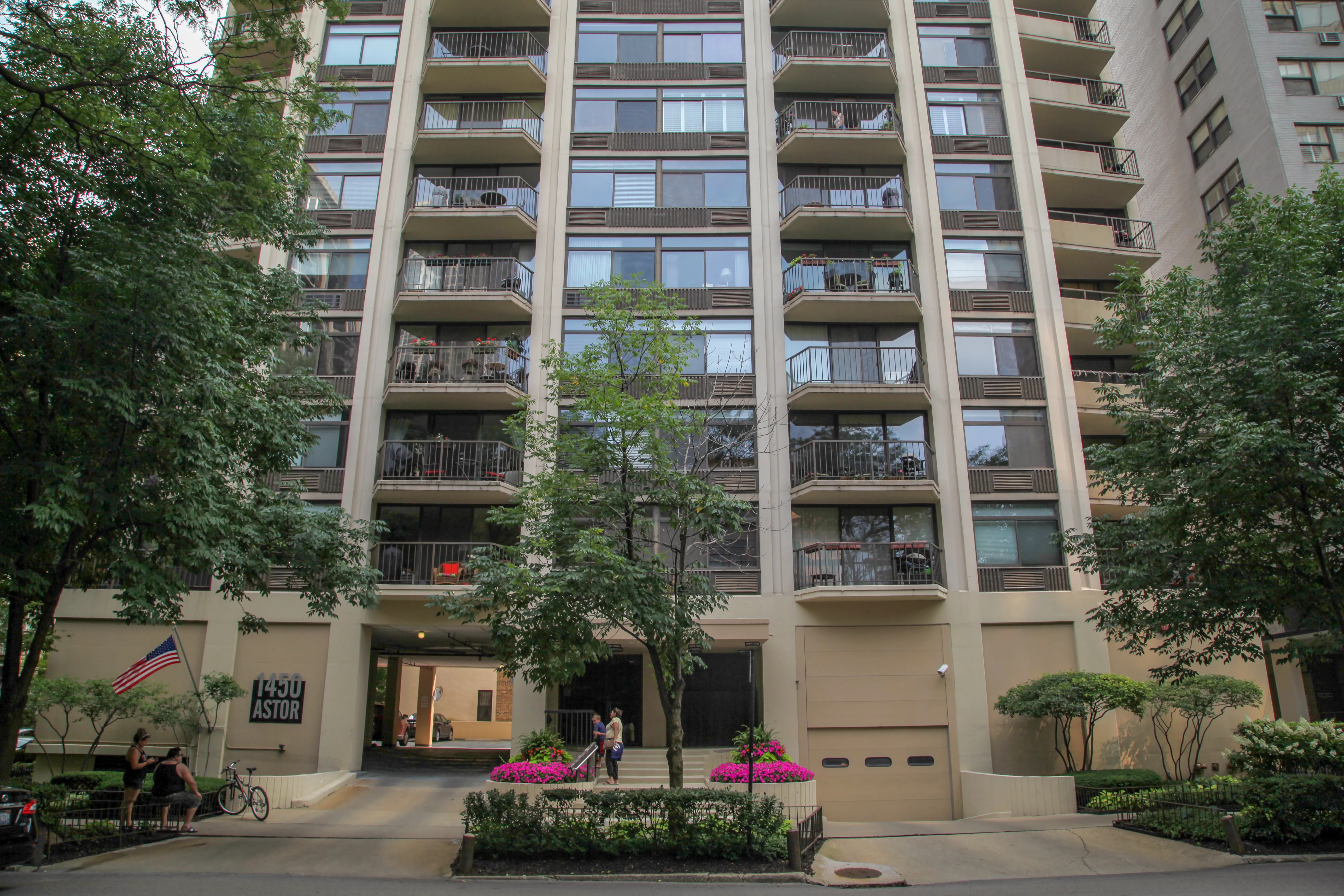 Astor Terrace Apartments