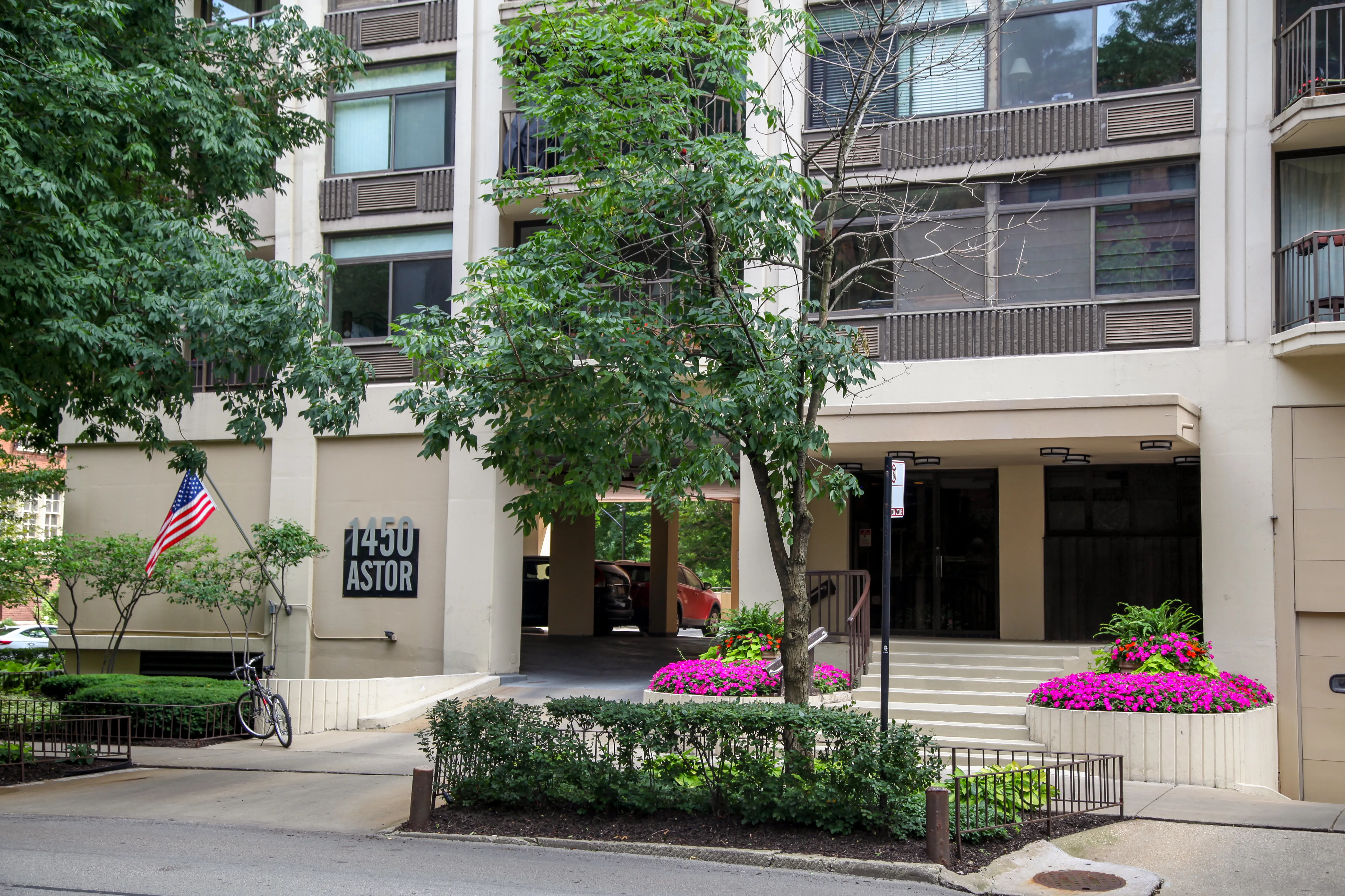 Astor Terrace Apartments