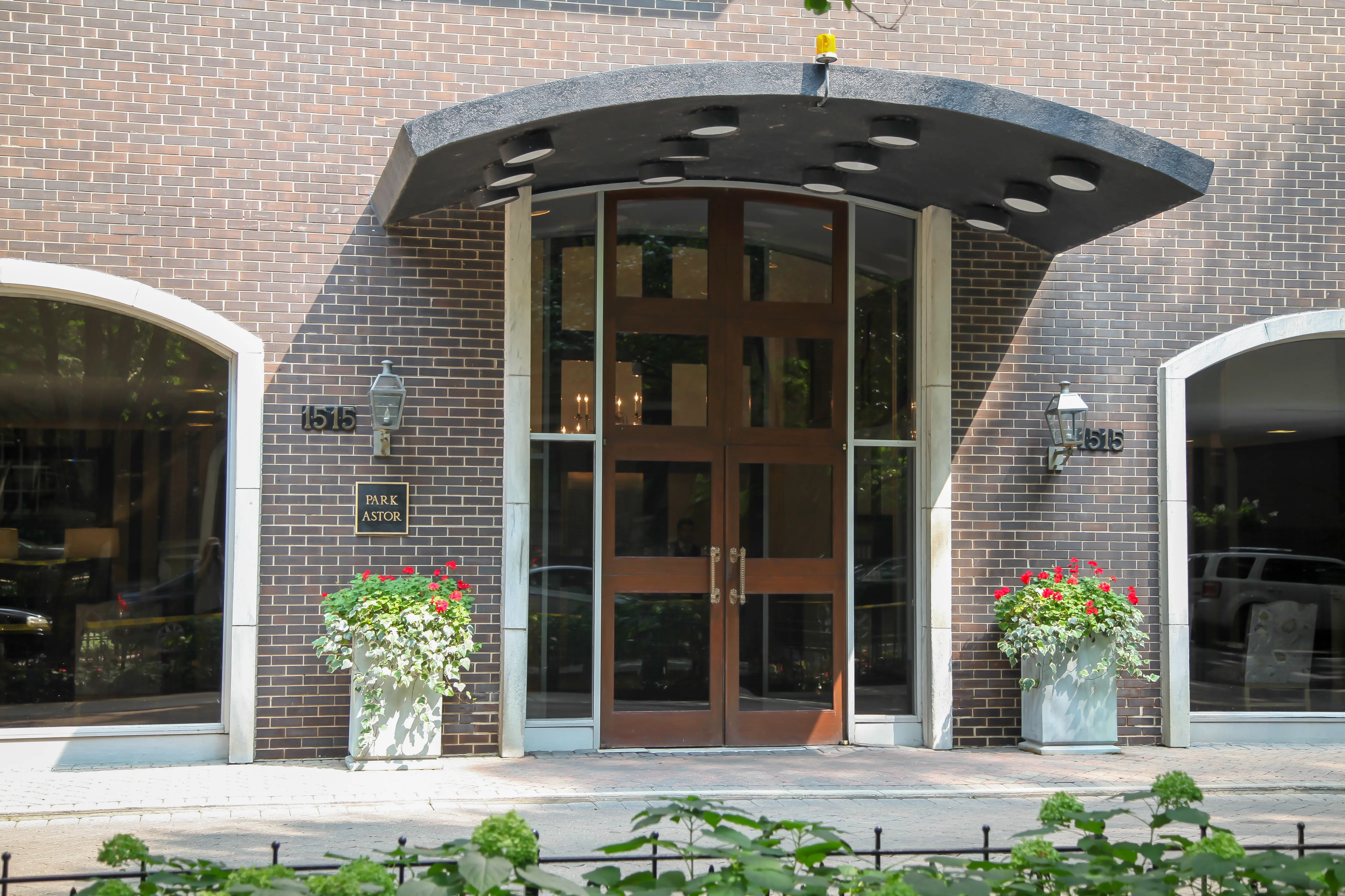 1515 N ASTOR ST 60610-Park Astor-Chicago-IL