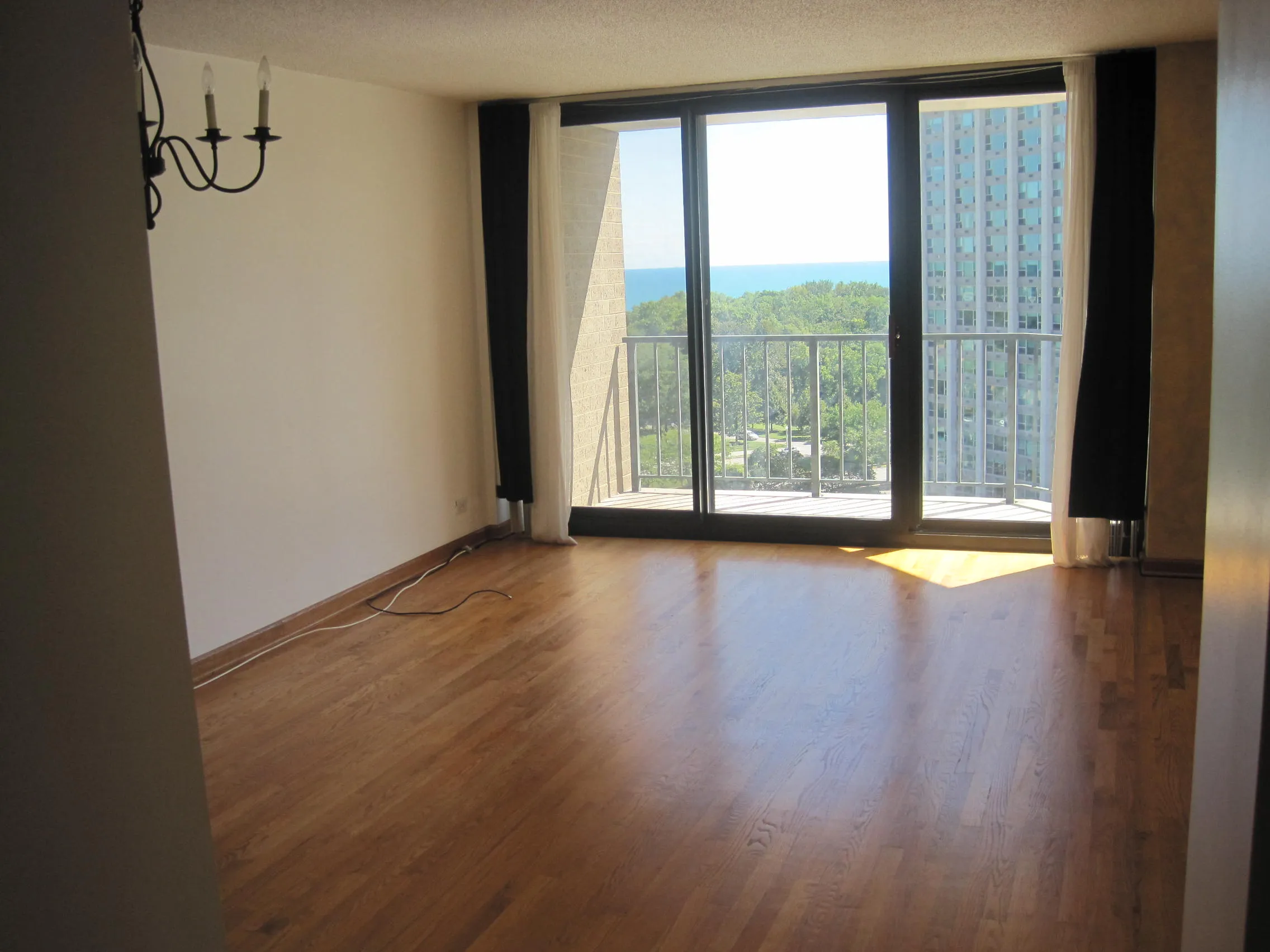 3660 N LAKESHORE DR 60613-New York Building -unit#1205-Chicago-IL
