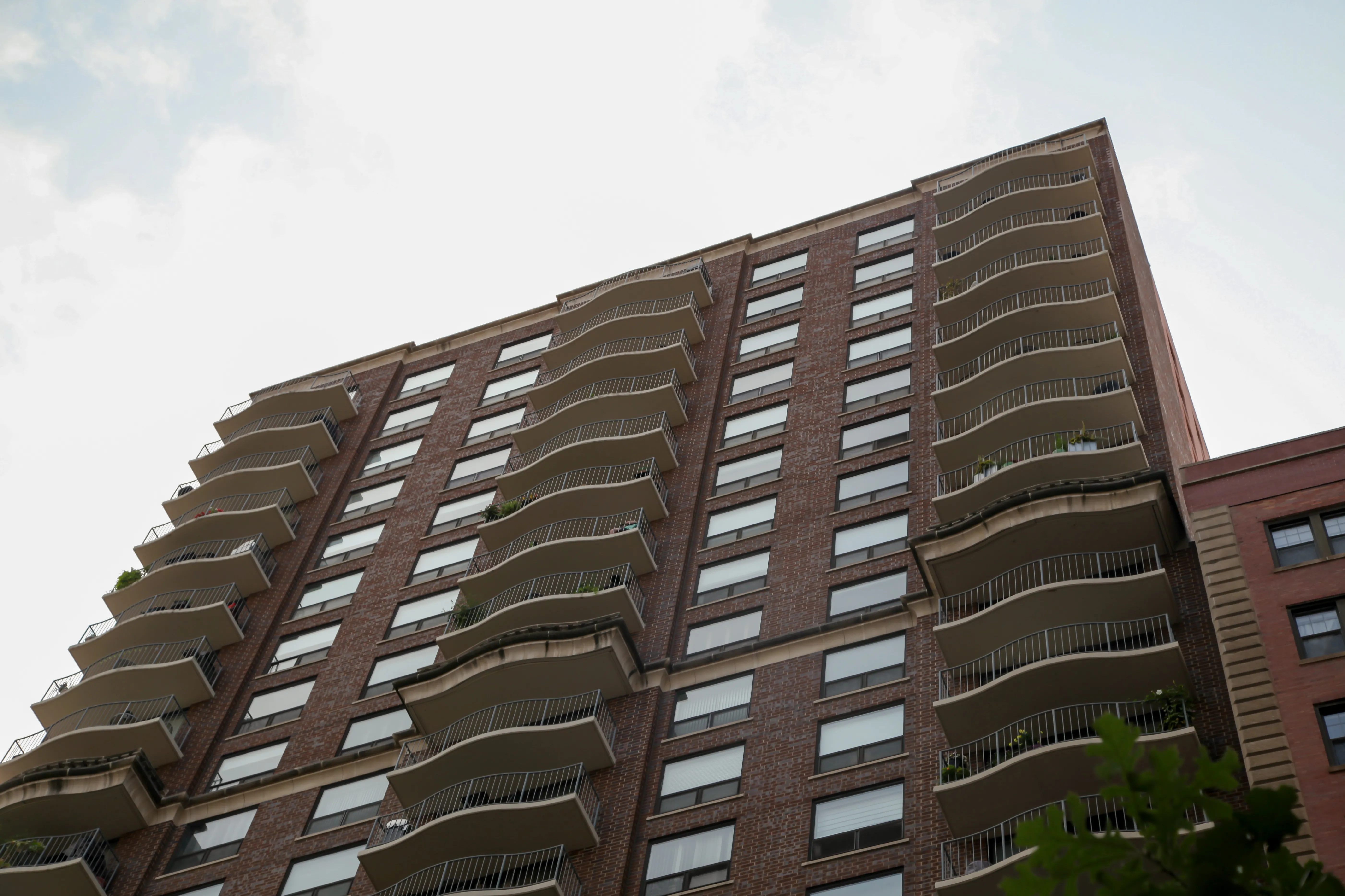 1250 N DEARBORN ST 60610-1250 N Dearborn-Chicago-IL