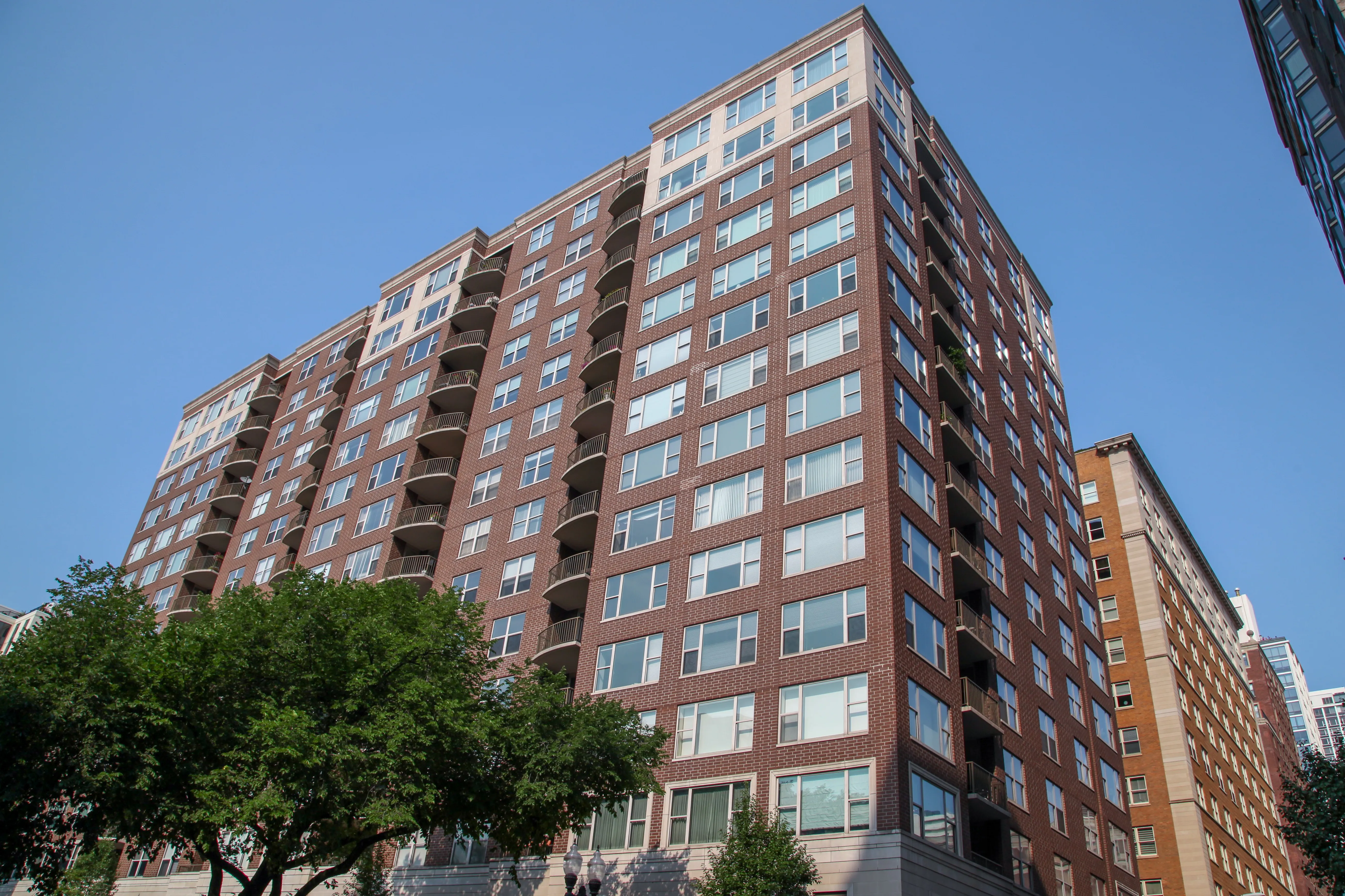 1301 N DEARBORN ST 60610-Whitney-Chicago-IL