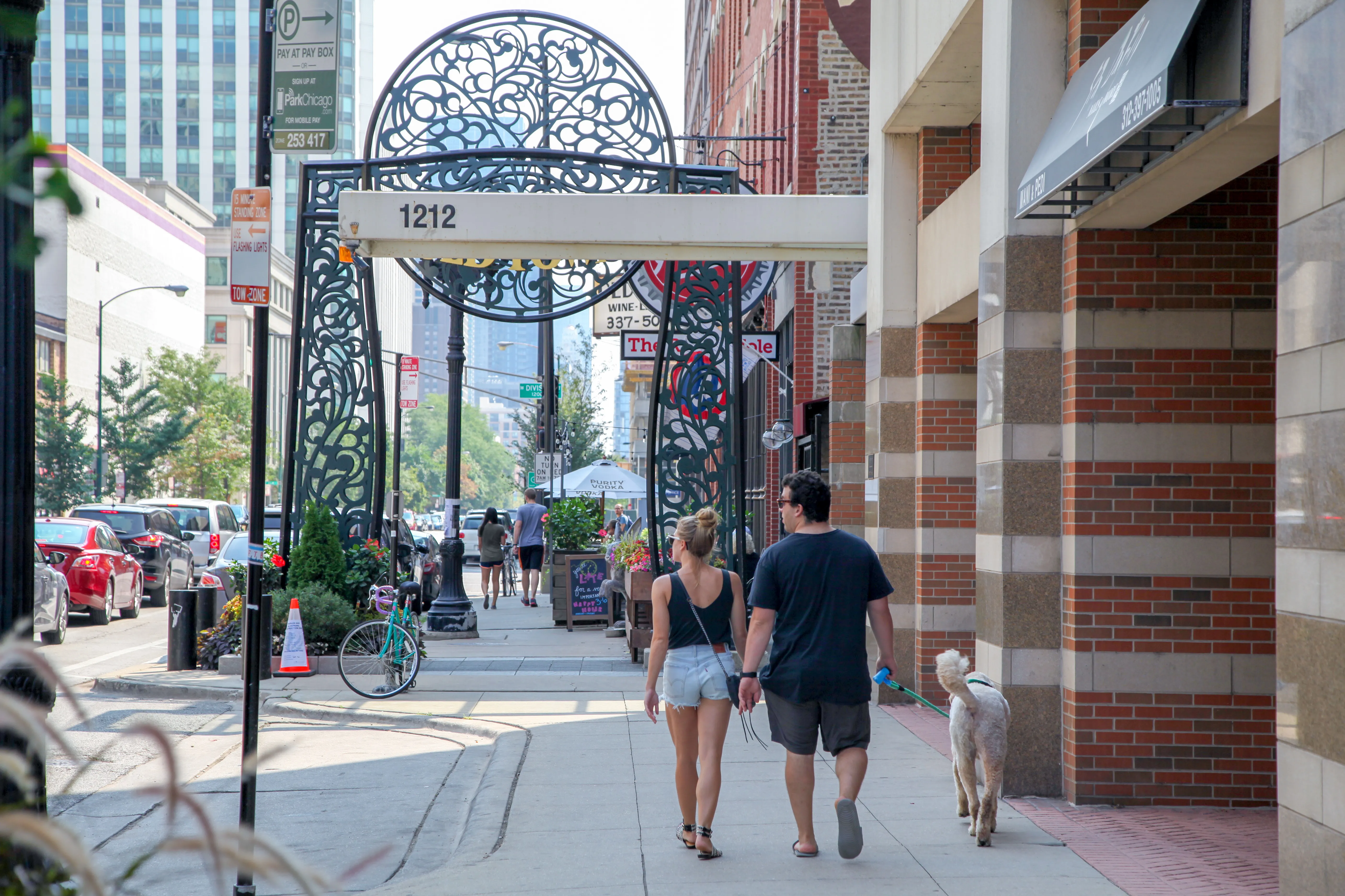 1212 N WELLS ST 60610-Neapolitan-Chicago-IL