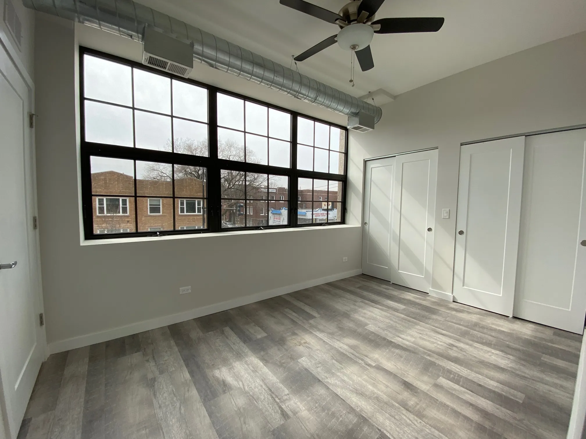 2150 W LAWRENCE AVE 60625-2150 W Lawrence-Chicago-IL