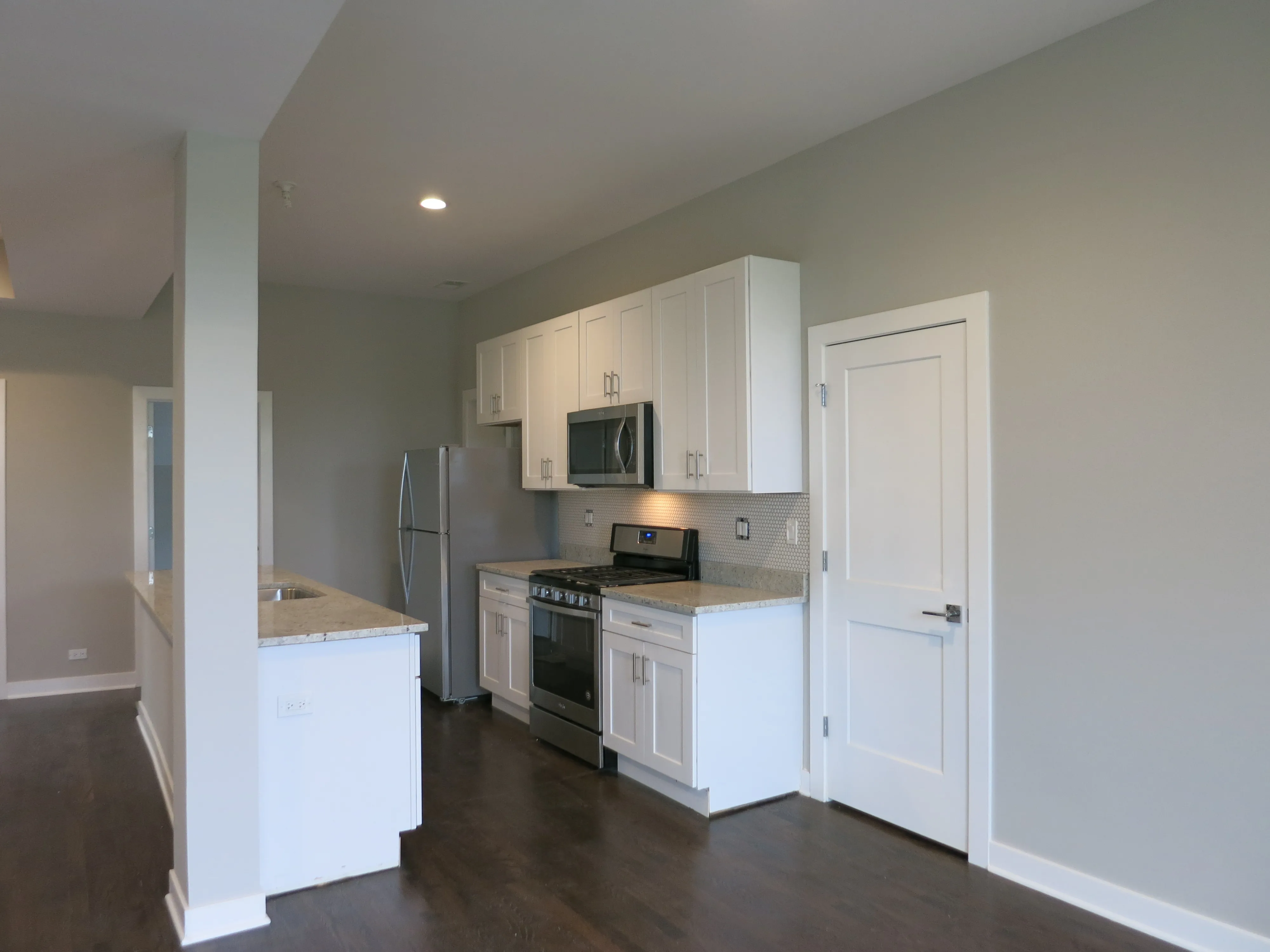 exterior front of 1854 West 18th Apartments in University Village