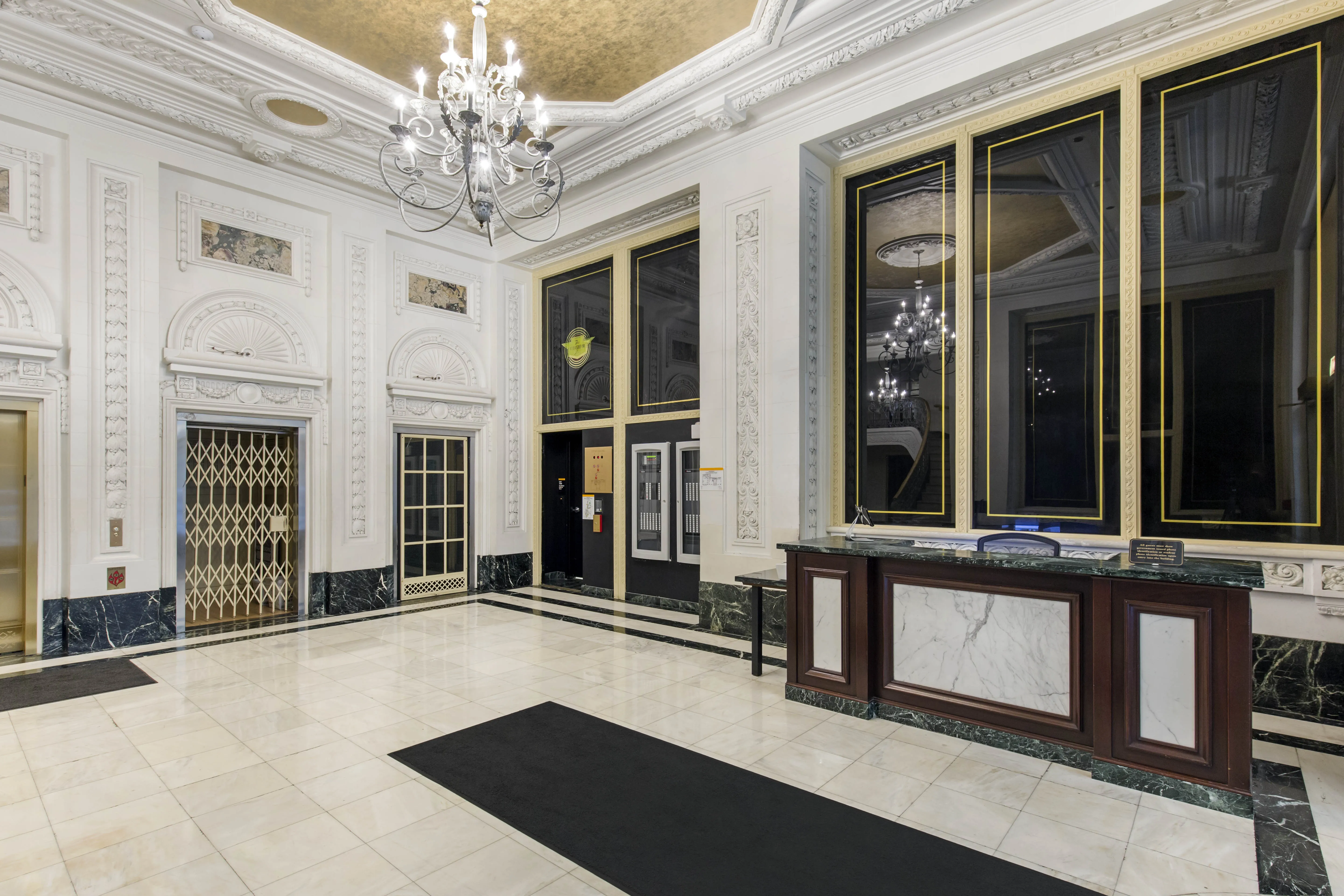 Infinite Chicago Student Apartments