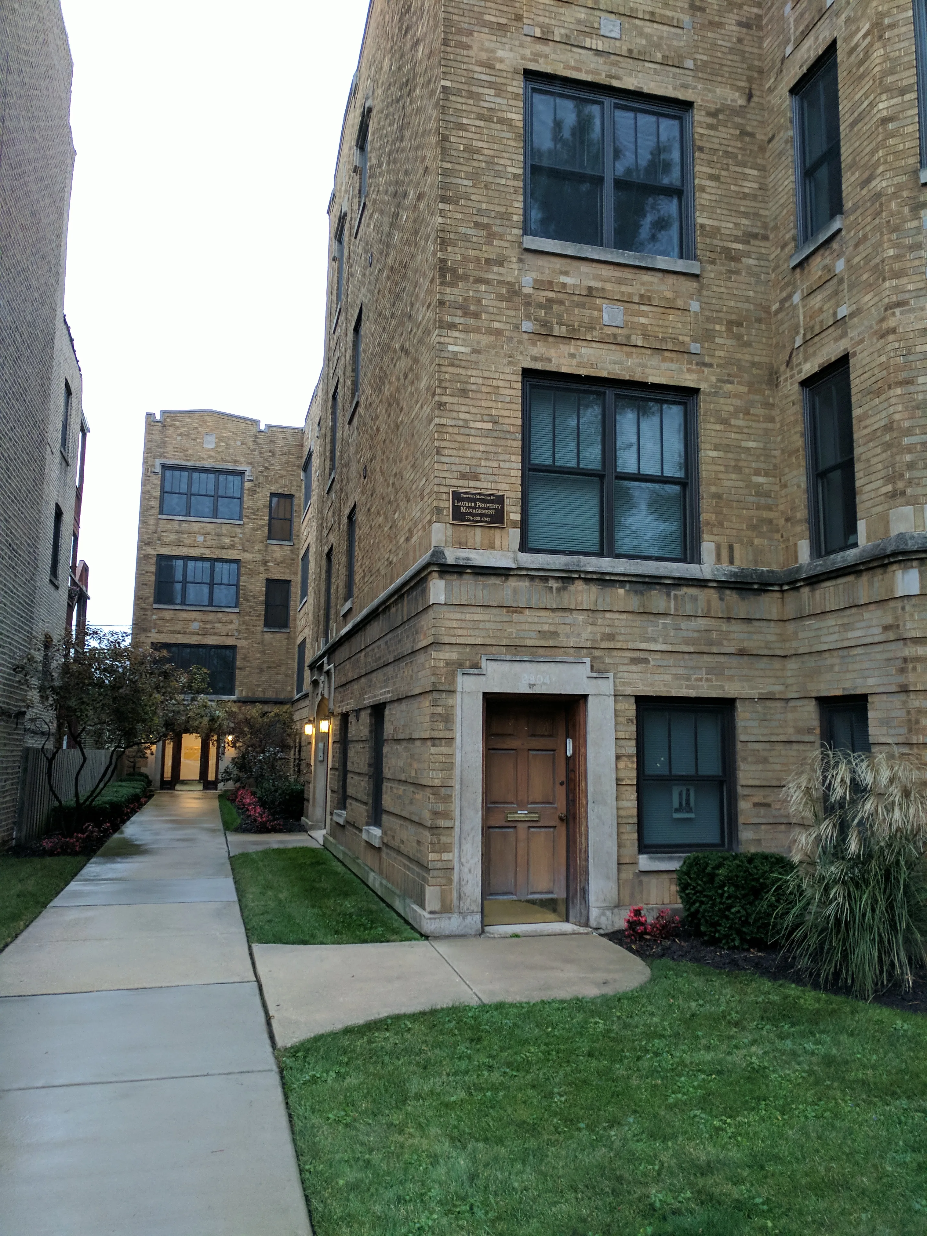 2806 W LOGAN BLVD 60647-unit#3A-Chicago-IL