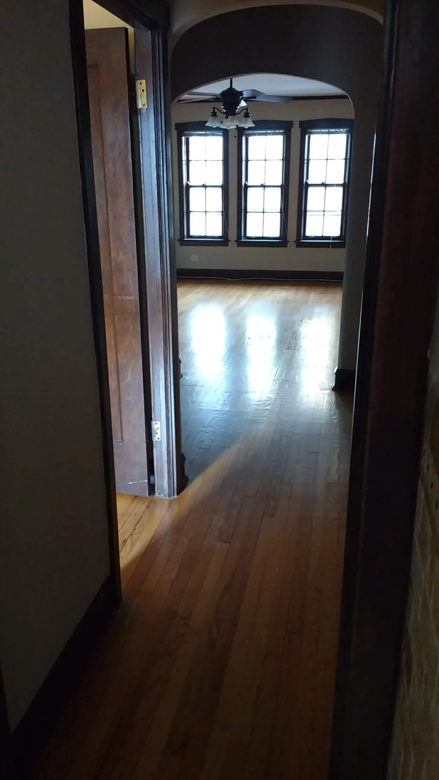 1711 W BELLE PLAINE AVE 60613-unit#1B-Chicago-IL