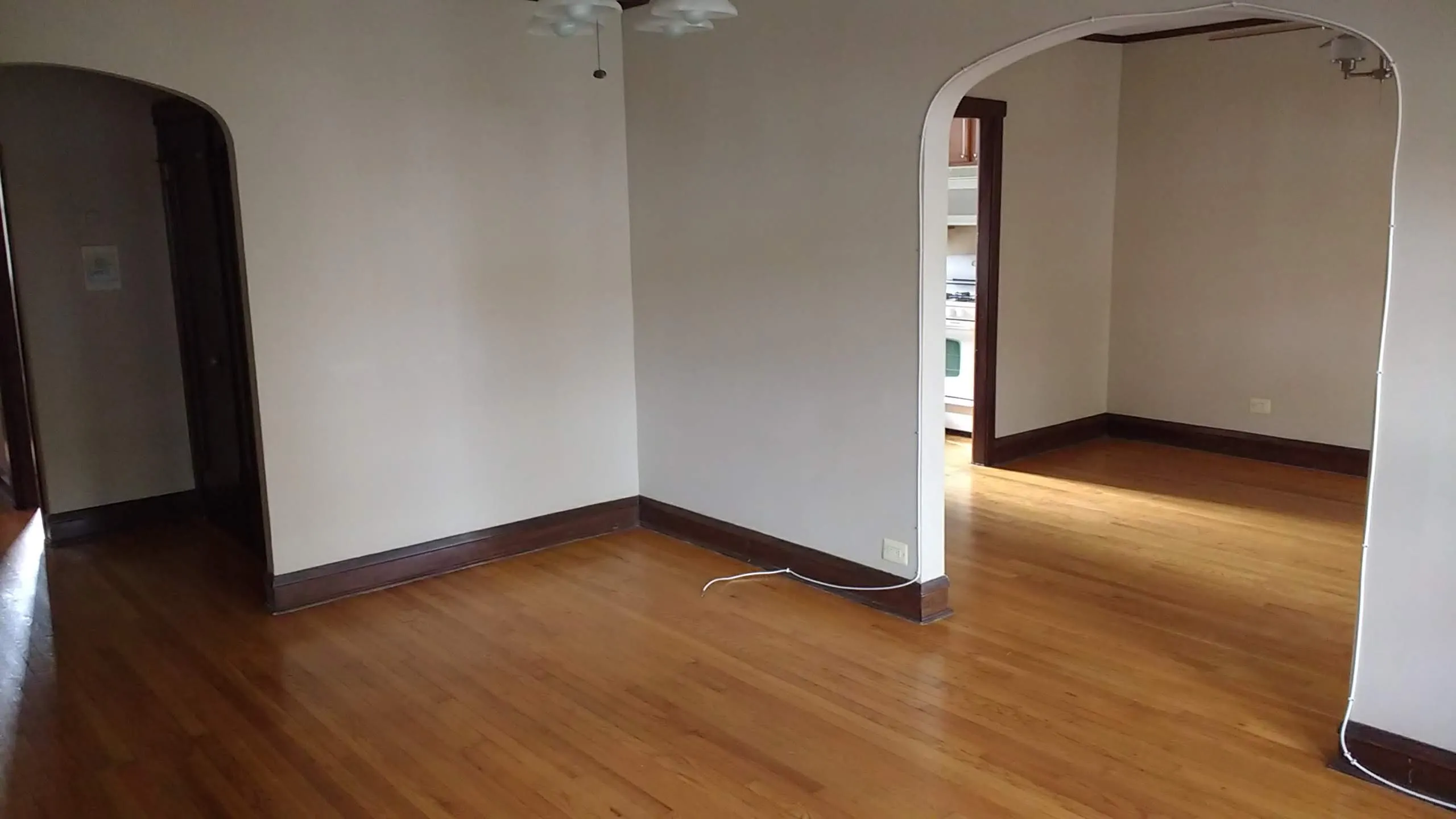 1711 W BELLE PLAINE AVE 60613-unit#1B-Chicago-IL