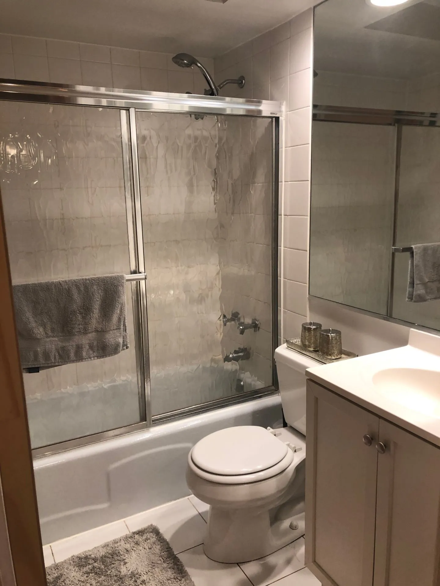 468 West Melrose Apartments