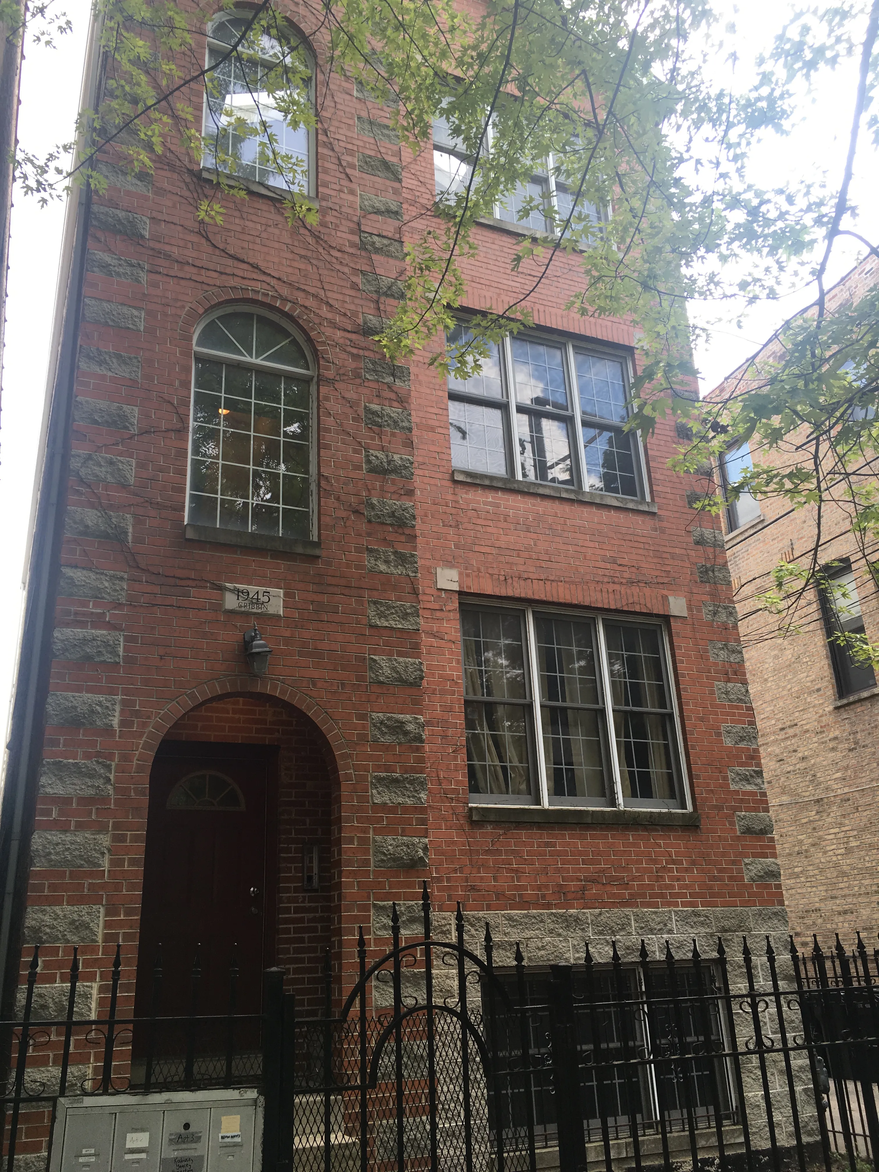 1945 W CRYSTAL ST 60622-unit#Apt G-Chicago-IL