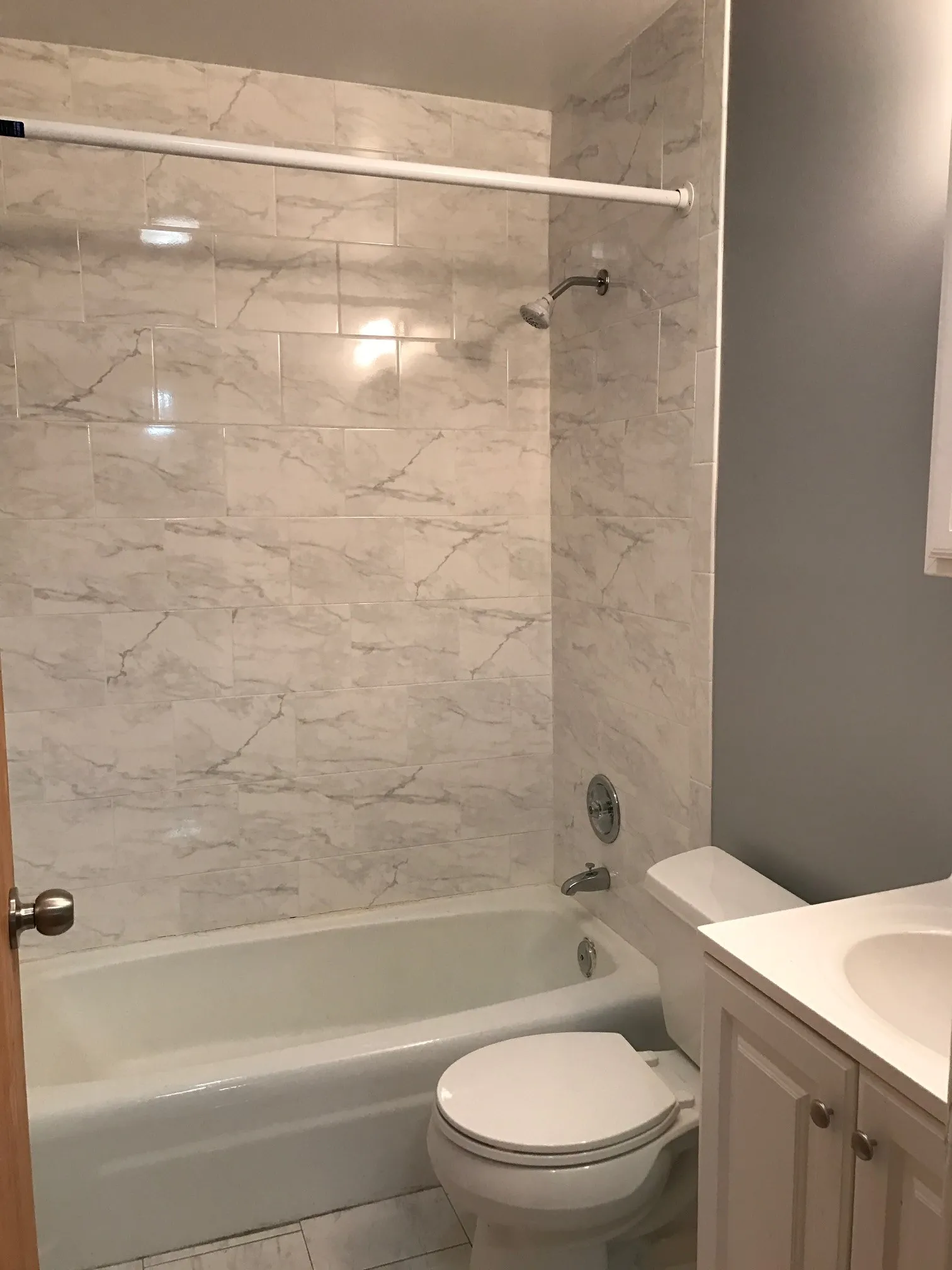 2930 N PINE GROVE AVE 60657-2930 N. Pine Grove Ave.-unit#512-Chicago-IL