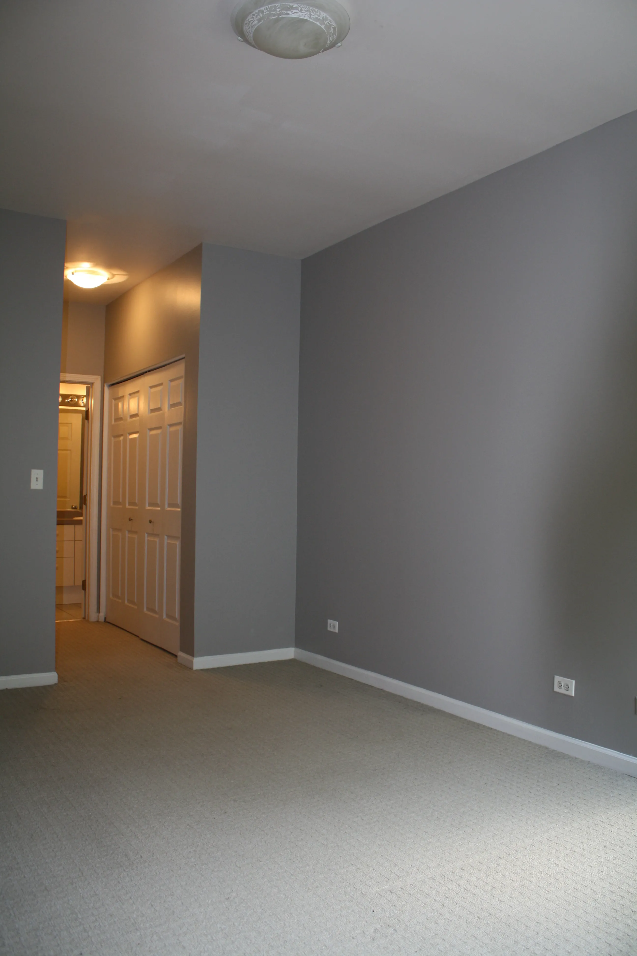 303 W SCOTT ST 60610-Old Town Square Two-unit#A303-Chicago-IL