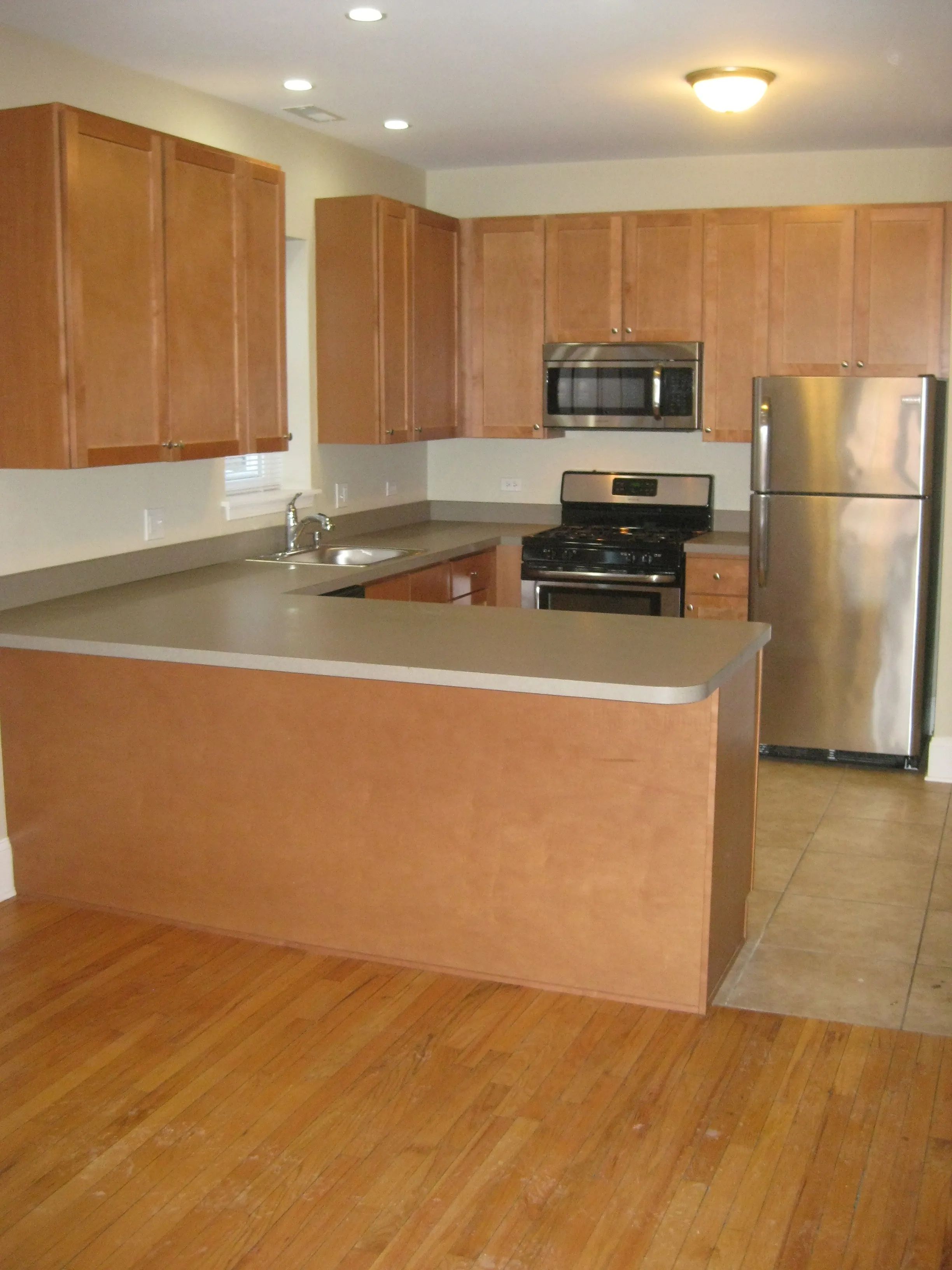 3725 W BELDEN AVE 60647-Belden Flats-unit#2R-Chicago-IL