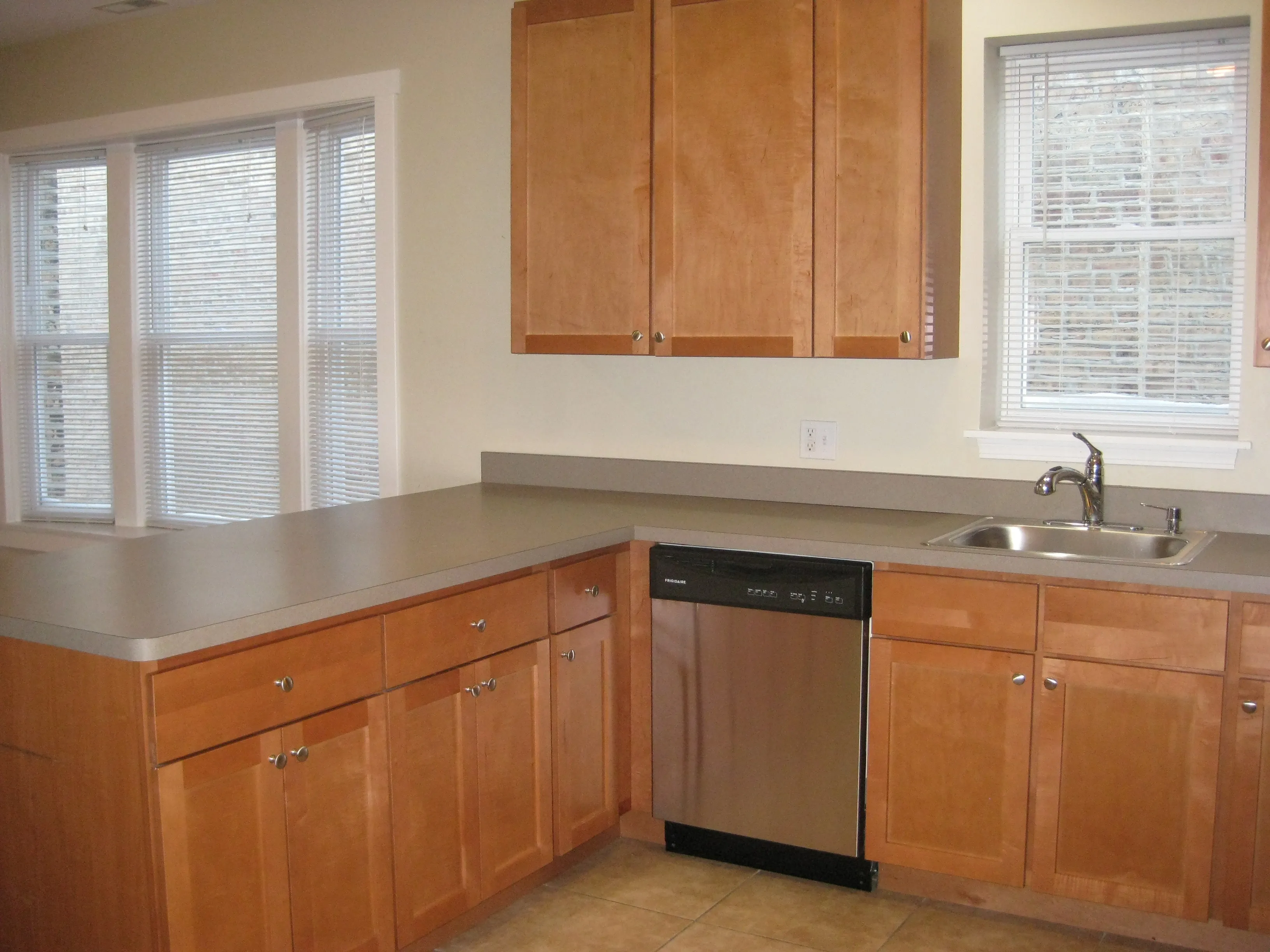 3725 W BELDEN AVE 60647-Belden Flats-unit#2R-Chicago-IL