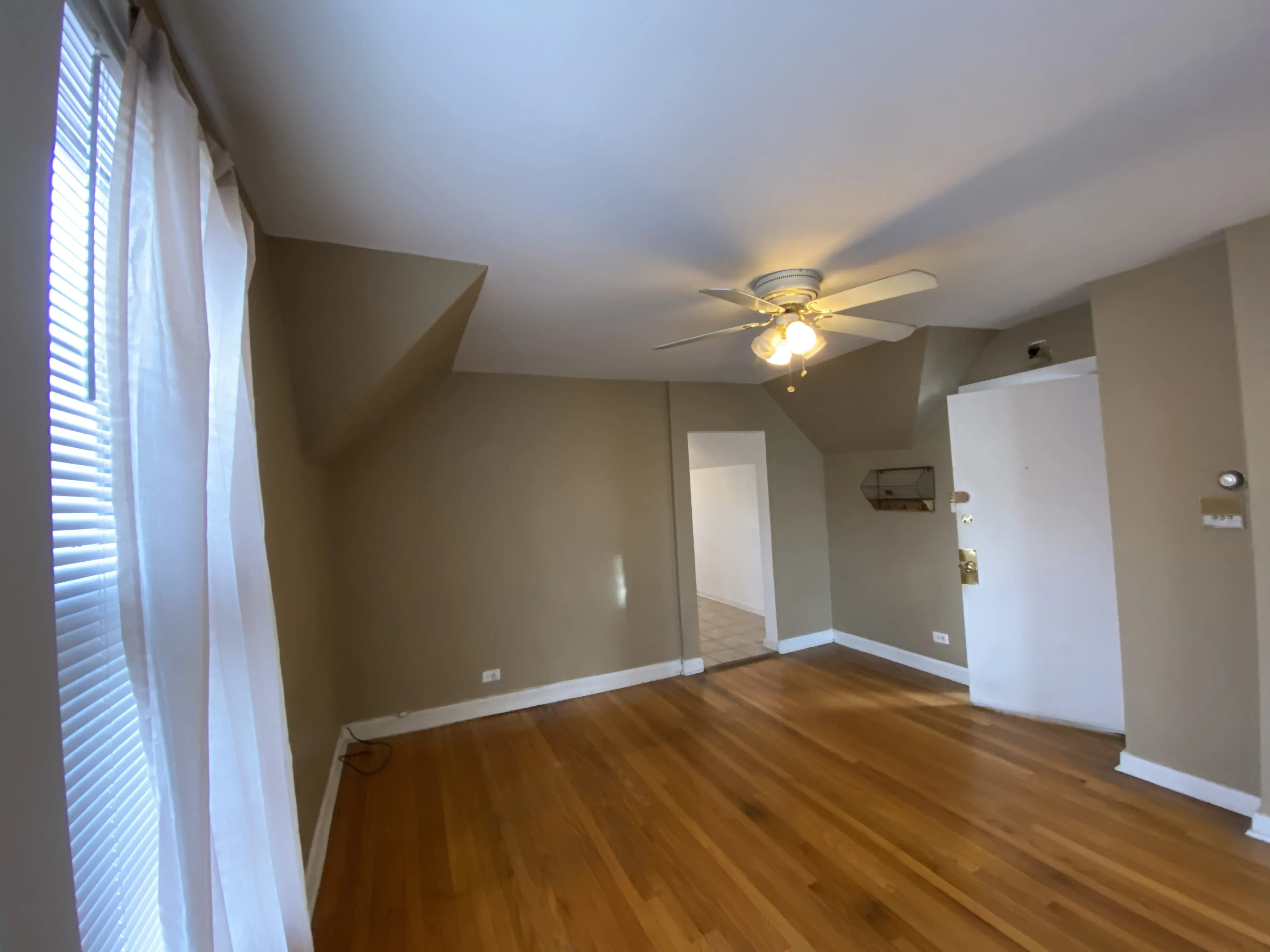 3055 N RACINE AVE 60657-unit#03-Chicago-IL