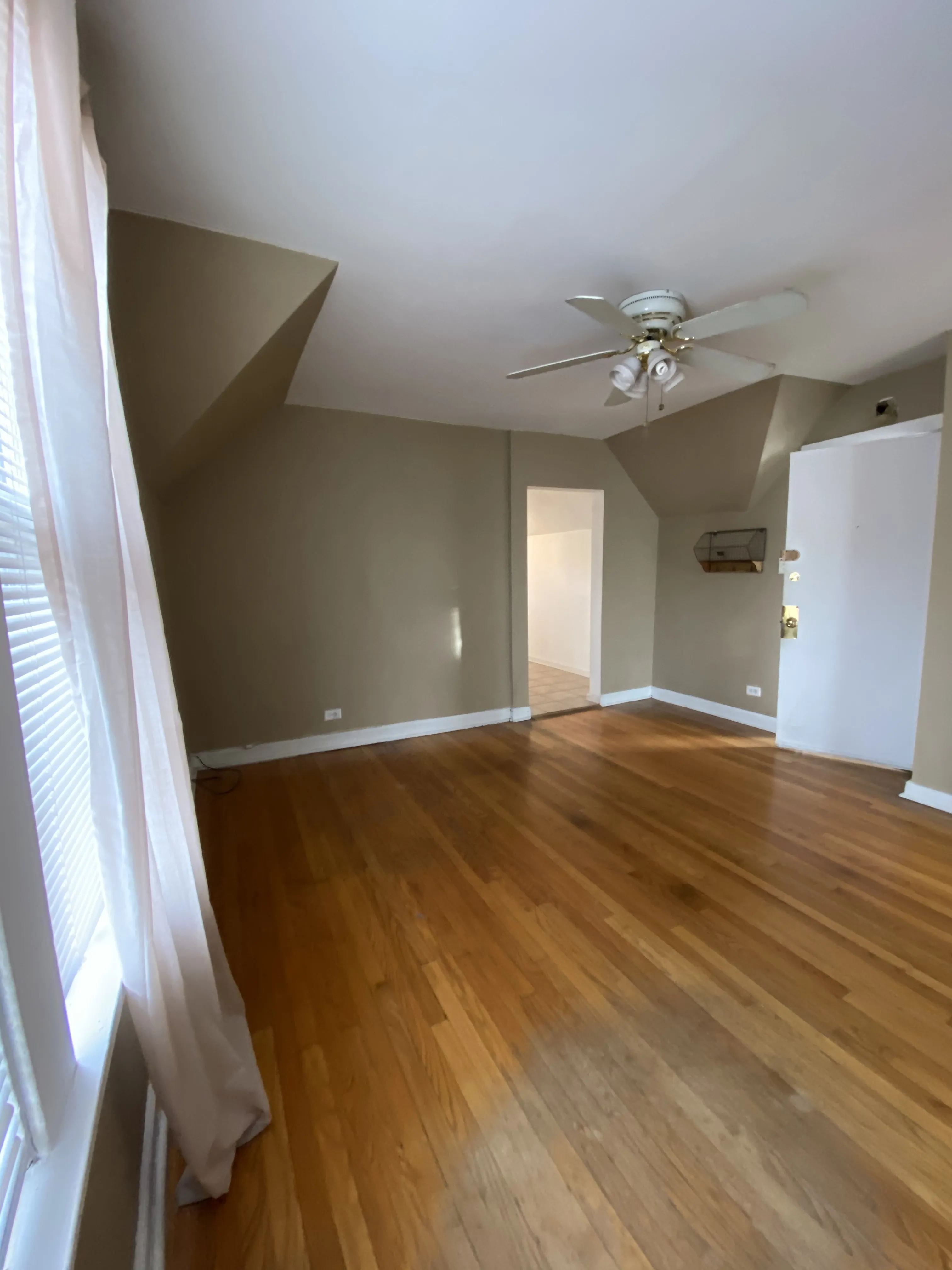 3055 N RACINE AVE 60657-unit#03-Chicago-IL