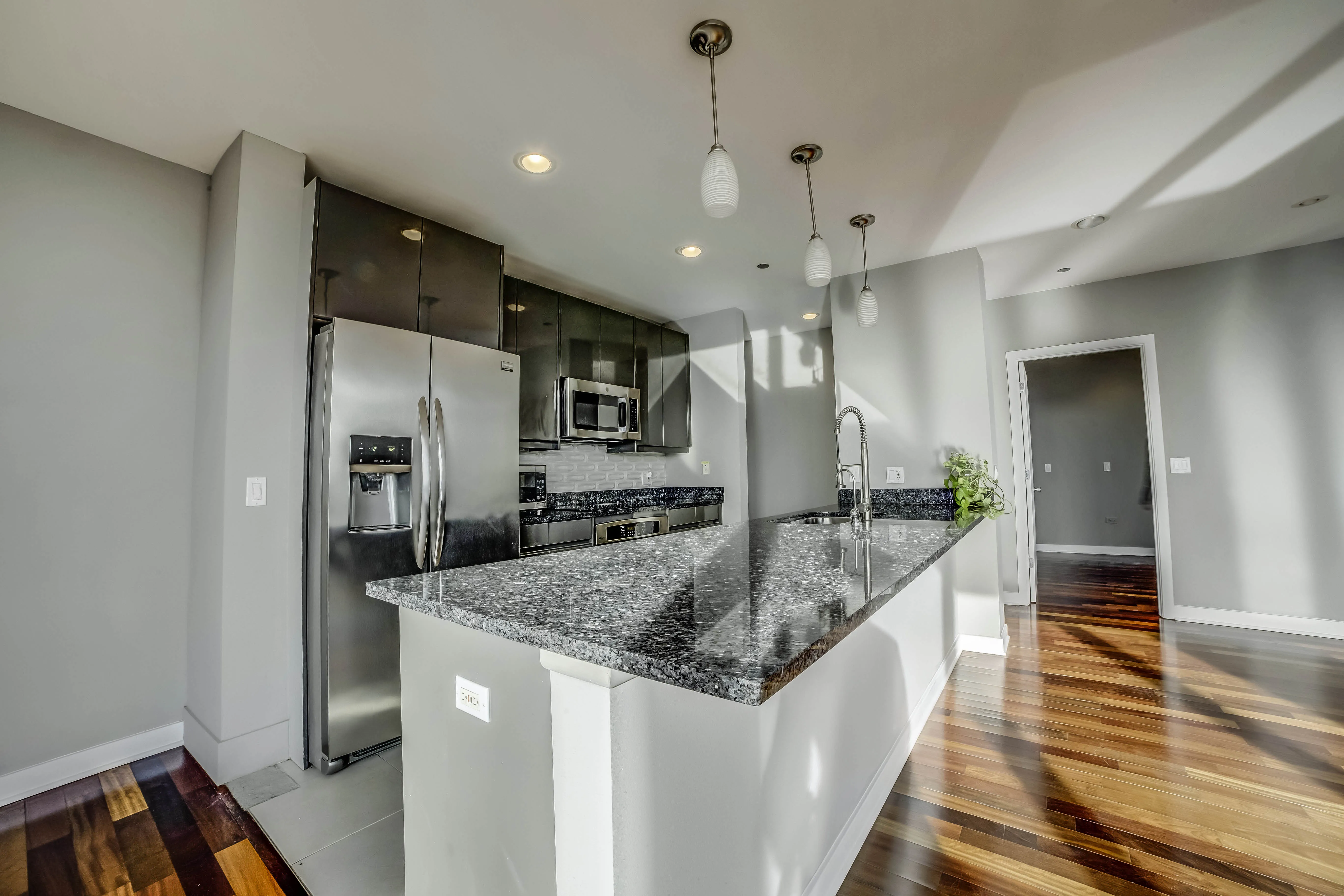 737 W WASHINGTON BLVD 60661-Skybridge-unit#1708-Chicago-IL